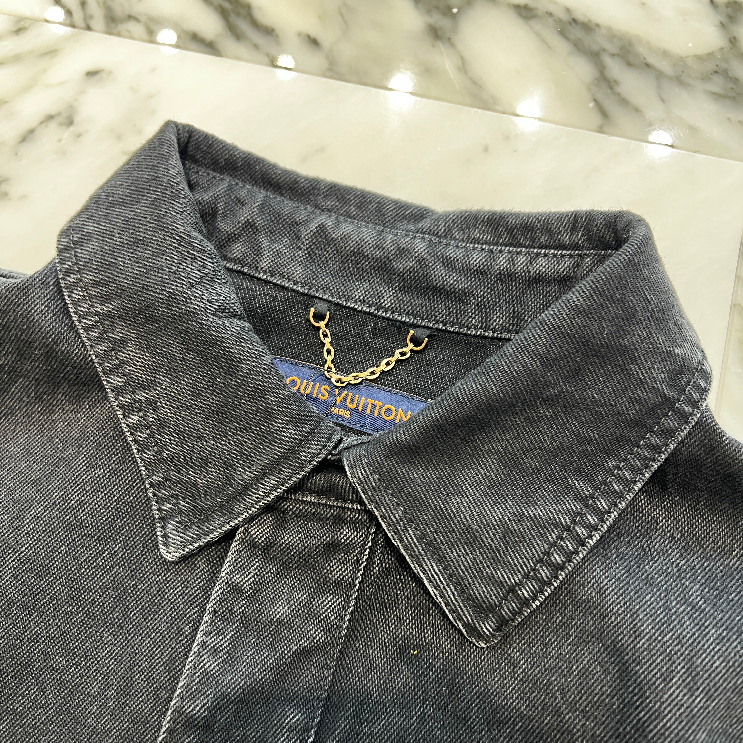 LOUIS VUITTON 2024SS Monogram Emboss Pocket Oversized Denim Jacket EM241Q Size M ルイヴィトン モノグラムエンボスポケット オーバーサイズ デニムジャケット サイズM