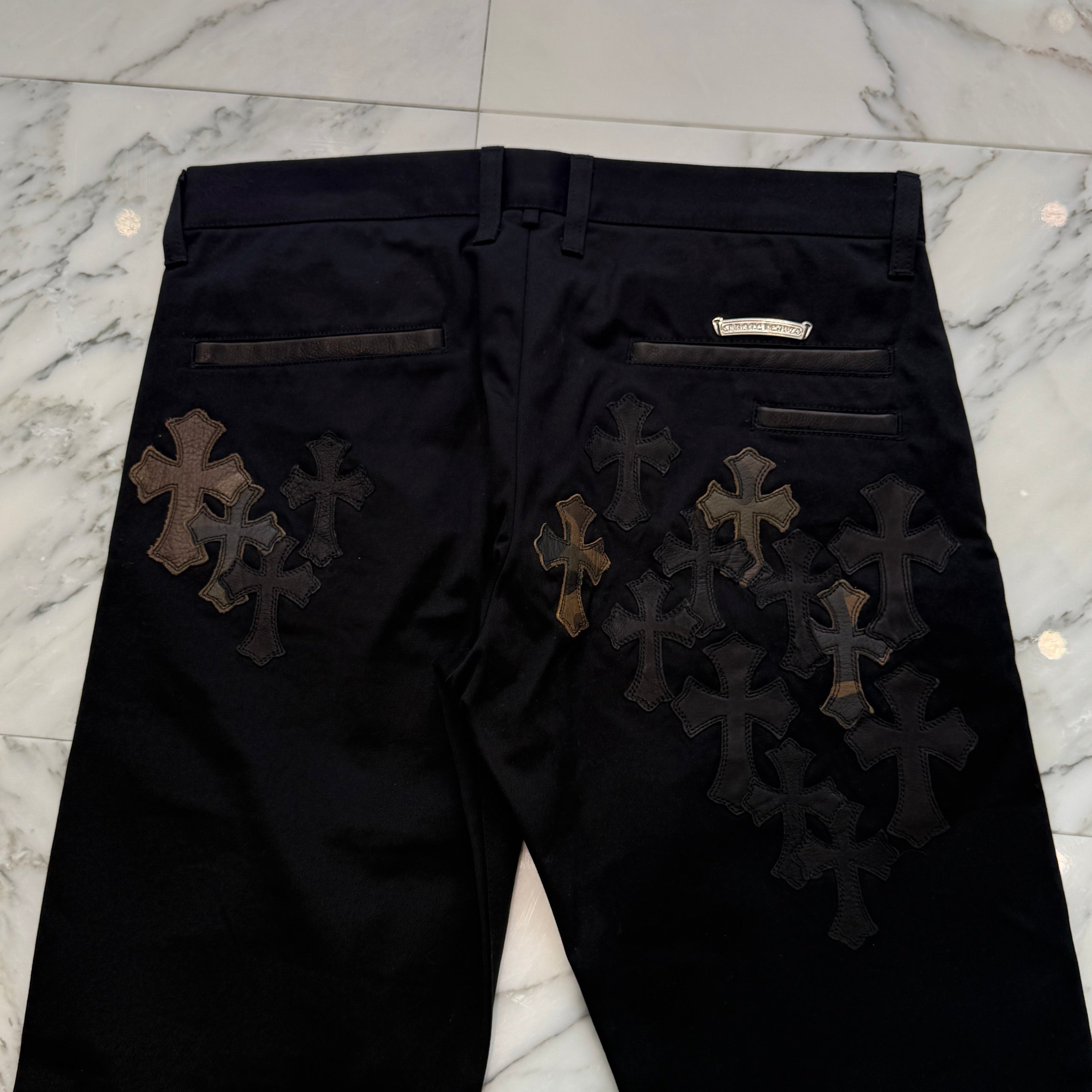 CHROME HEARTS Camouflage Cemetery Leather Cross Patch Chino Pants Size 34 クロムハーツ カモフラージュ セメタリー レザークロスパッチ チノパンツ サイズ34
