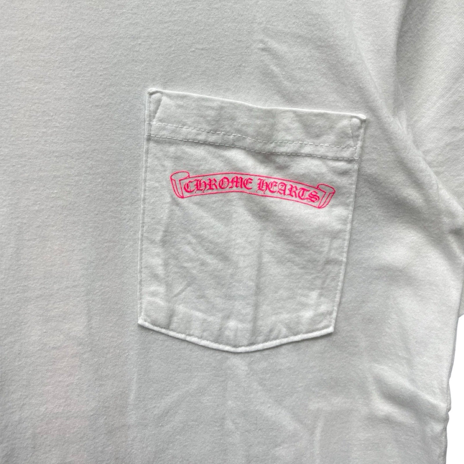 CHROME HEARTS Pink Made In Hollywood Vertical Logo Tee Size S