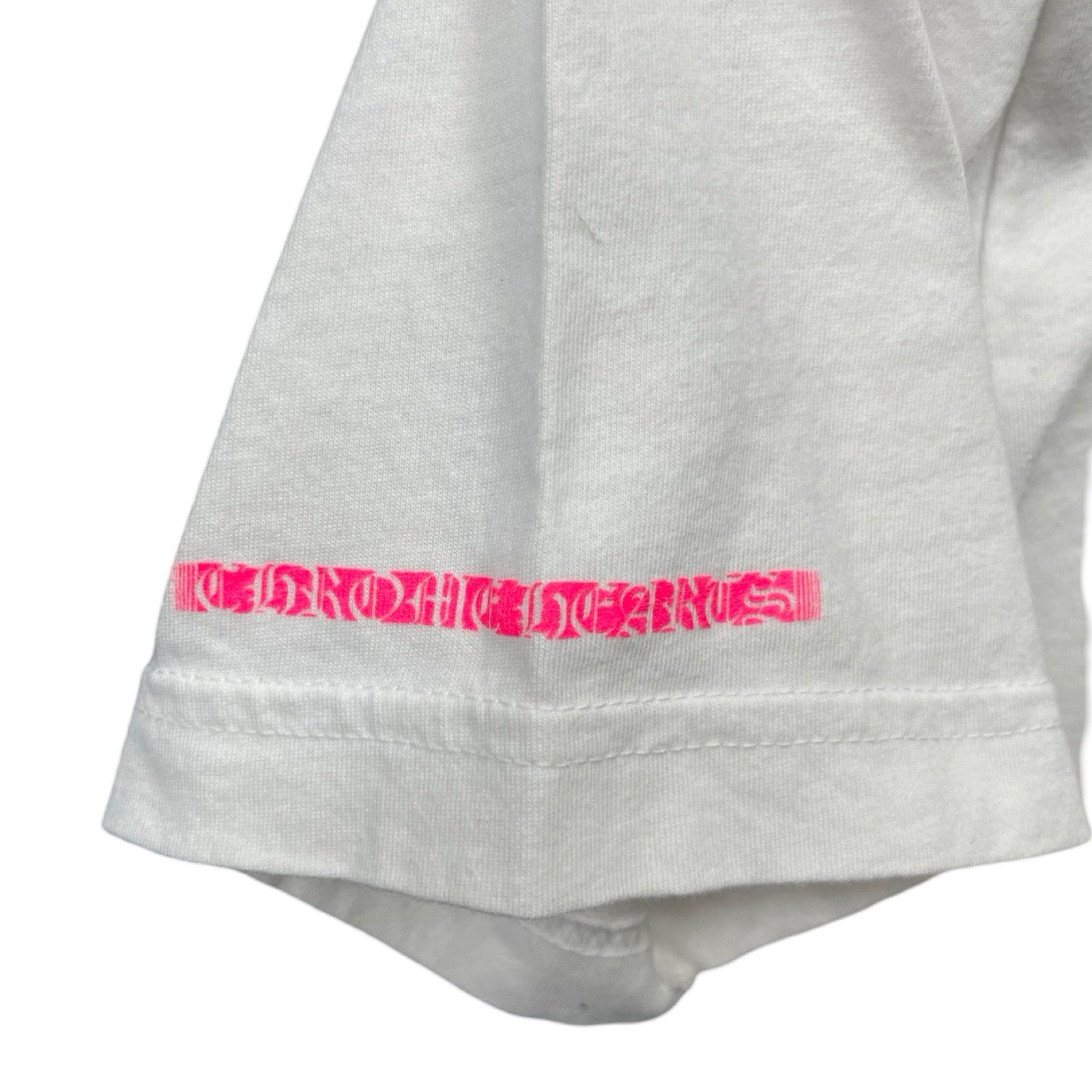 CHROME HEARTS Pink Made In Hollywood Vertical Logo Tee Size S