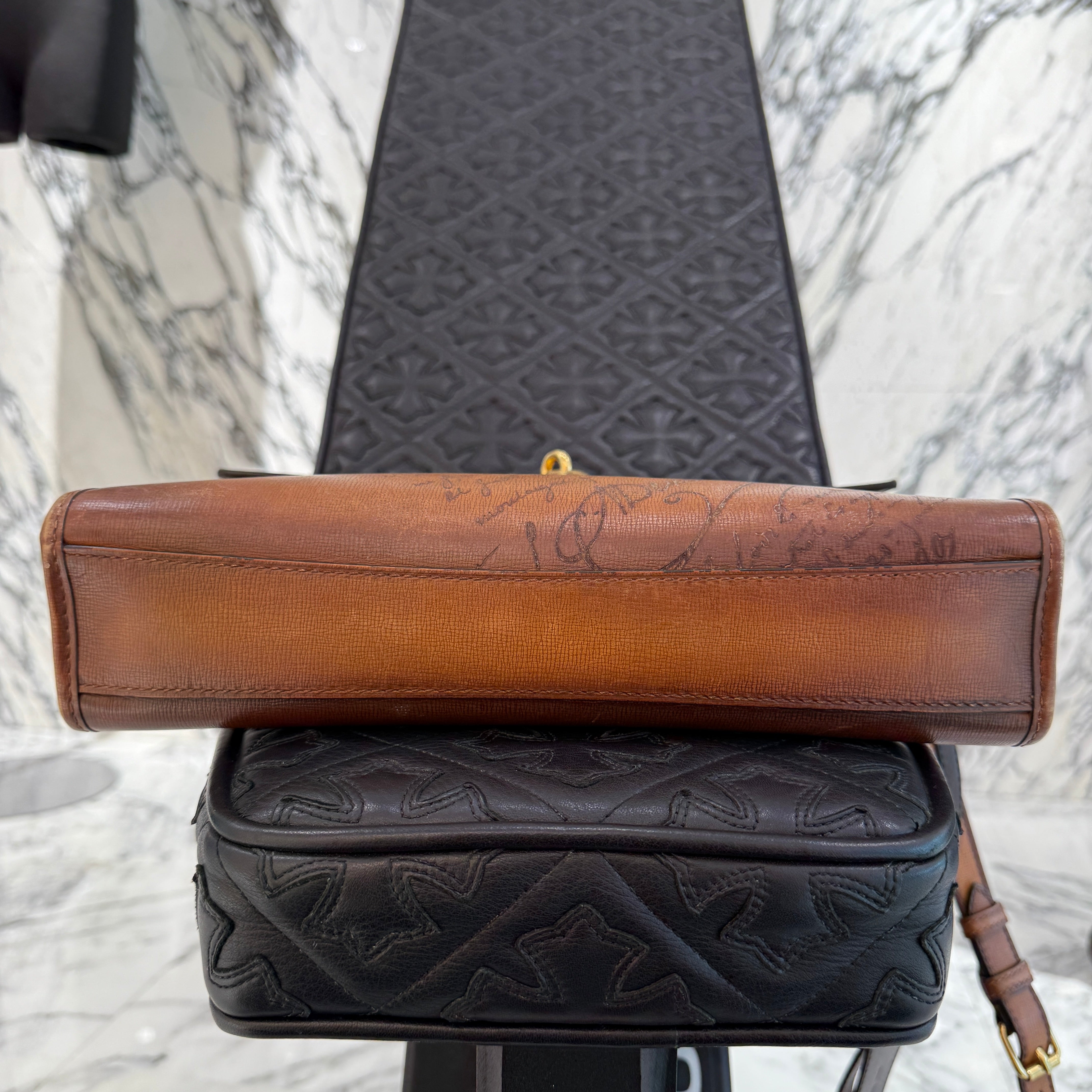 Berluti EMIO Scrit Leather Bag ベルルッティ エミーオ スクリット レザーバッグ ショルダーバッグ