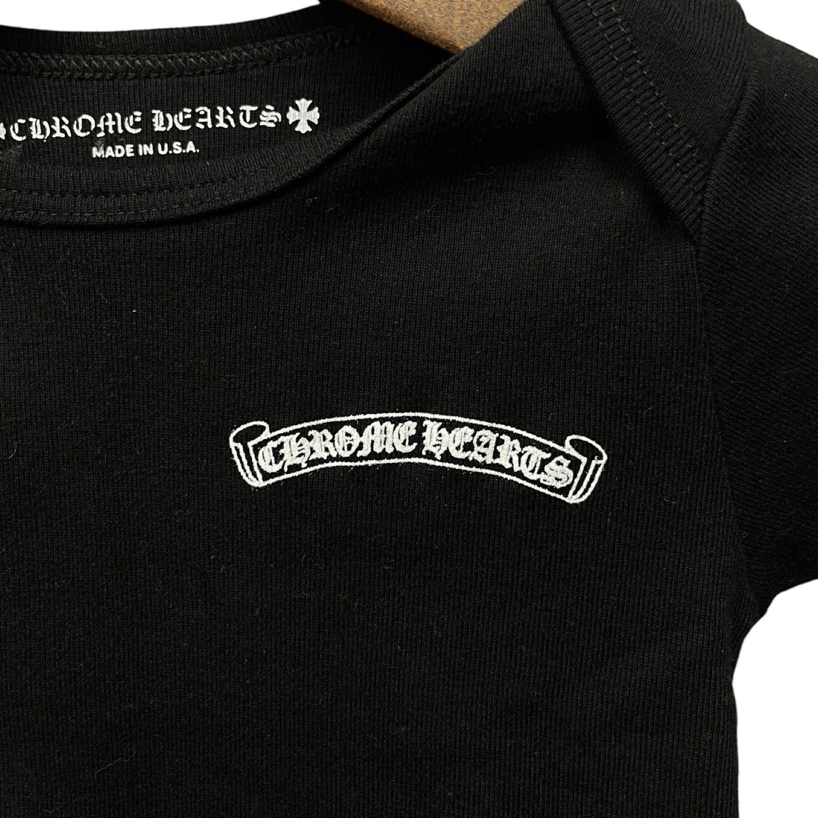 CHROME HEARTS Scroll Label Logo Baby Long Sleeve Tee Size 6MONNTHS（52/40）