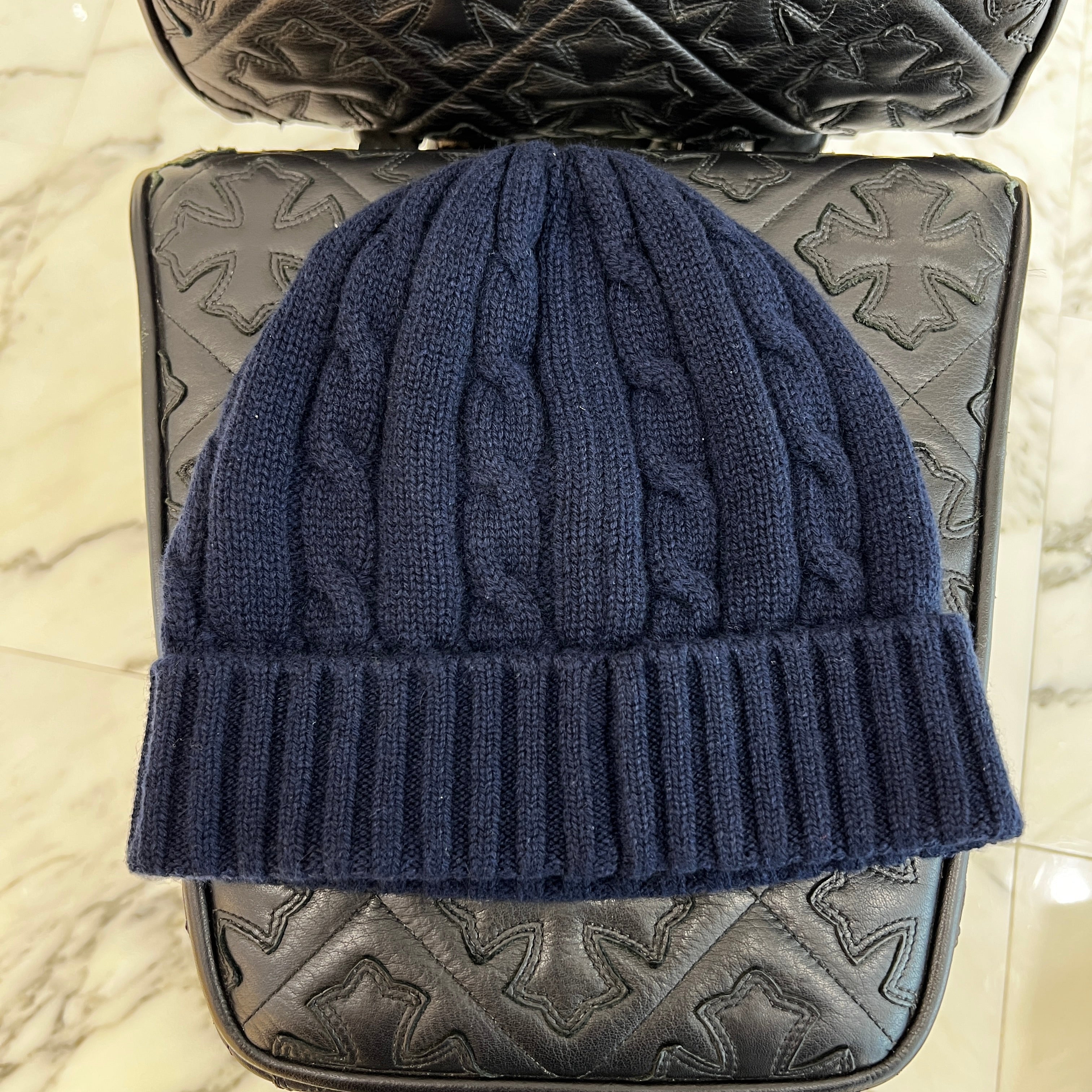 CELINE 2025SS Triomphe Embroidery Cashmere Cable Knit Beanie 2AE0L362W.07MR Size TU セリーヌ トリオンフ刺繡 カシミヤ ケーブルニットビーニー サイズTU