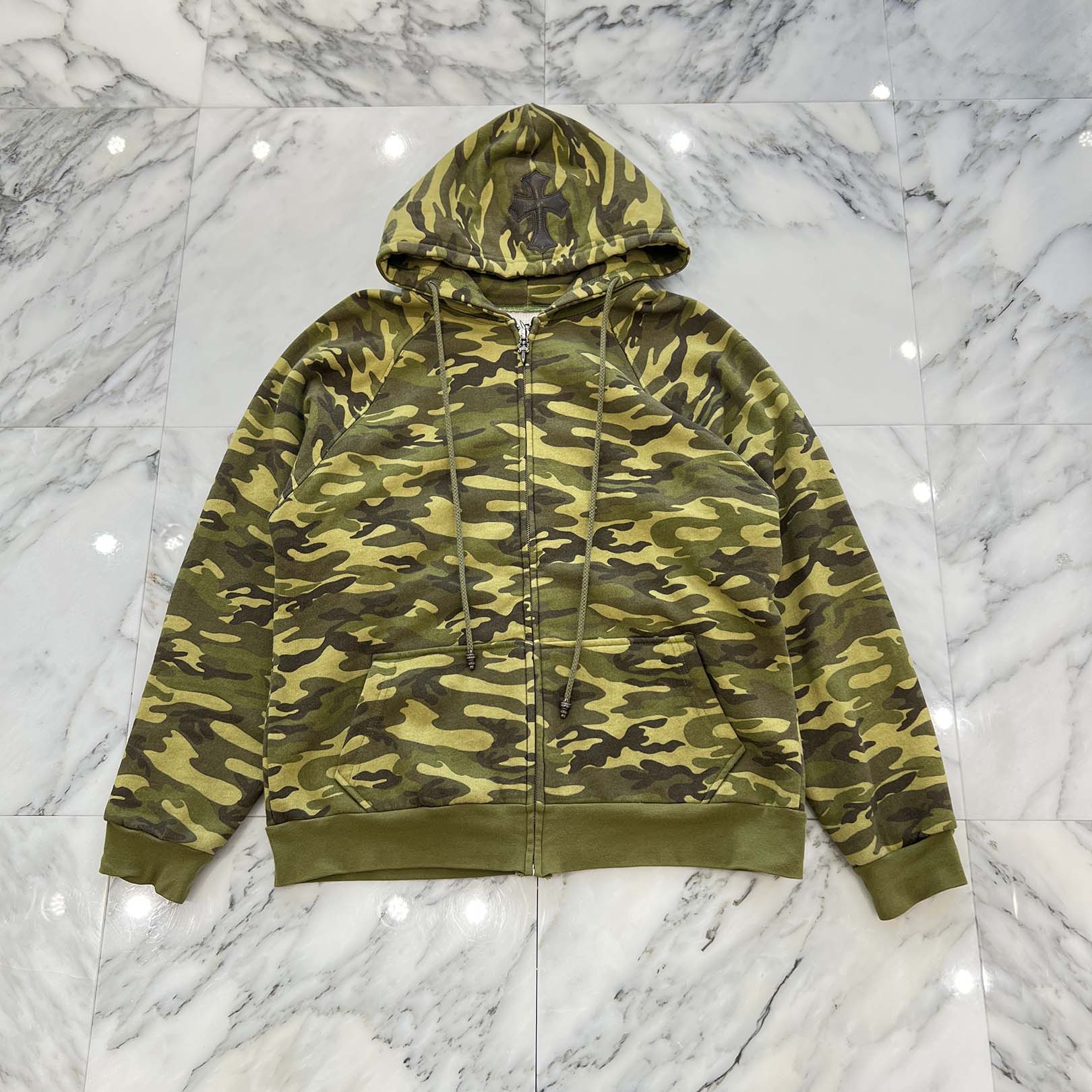 CHROME HEARTS Camo Cemetery Cross Horseshoe Leather Patch Zip Up Hoodie Size S クロムハーツ カモ セメタリークロス ホースシュー レザーパッチ ジップアップフーディ サイズS