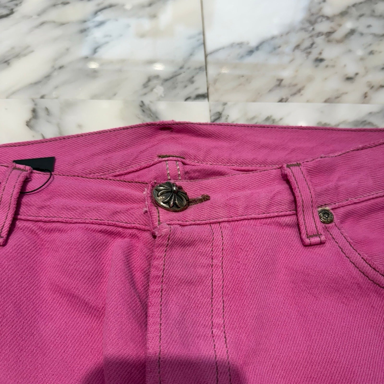 CHROME HEARTS × Levi's VNTG Pink Cross Leather Patch Denim Pants Size 34 クロムハーツ × リーバイス ヴィンテージ ピンククロス レザーパッチ デニムパンツ ジーンズ サイズ34