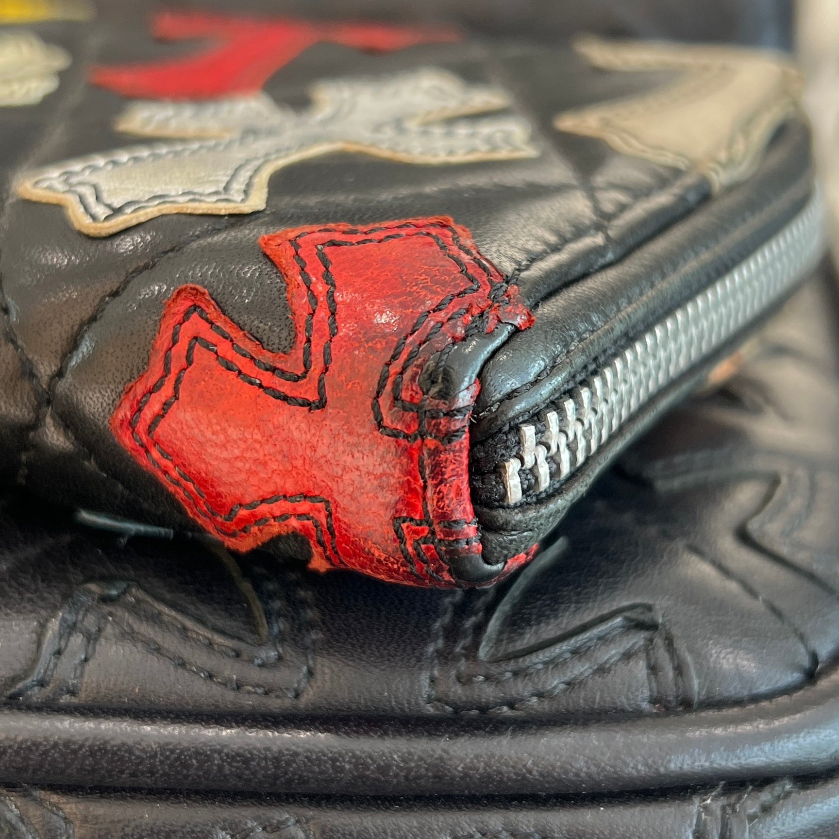 CHROME HEARTS Multi Cemetery Cross Leather Patch Quilting Wallet クロムハーツ マルチ セメタリークロス レザーパッチ キルティング ウォレット