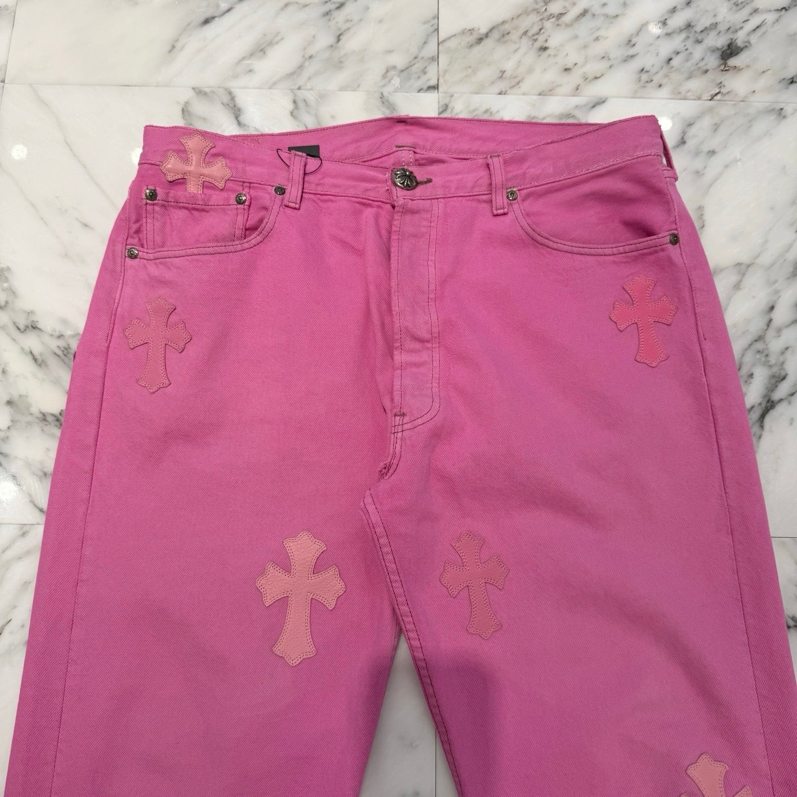 CHROME HEARTS × Levi's VNTG Pink Cross Leather Patch Denim Pants Size 34 クロムハーツ × リーバイス ヴィンテージ ピンククロス レザーパッチ デニムパンツ ジーンズ サイズ34