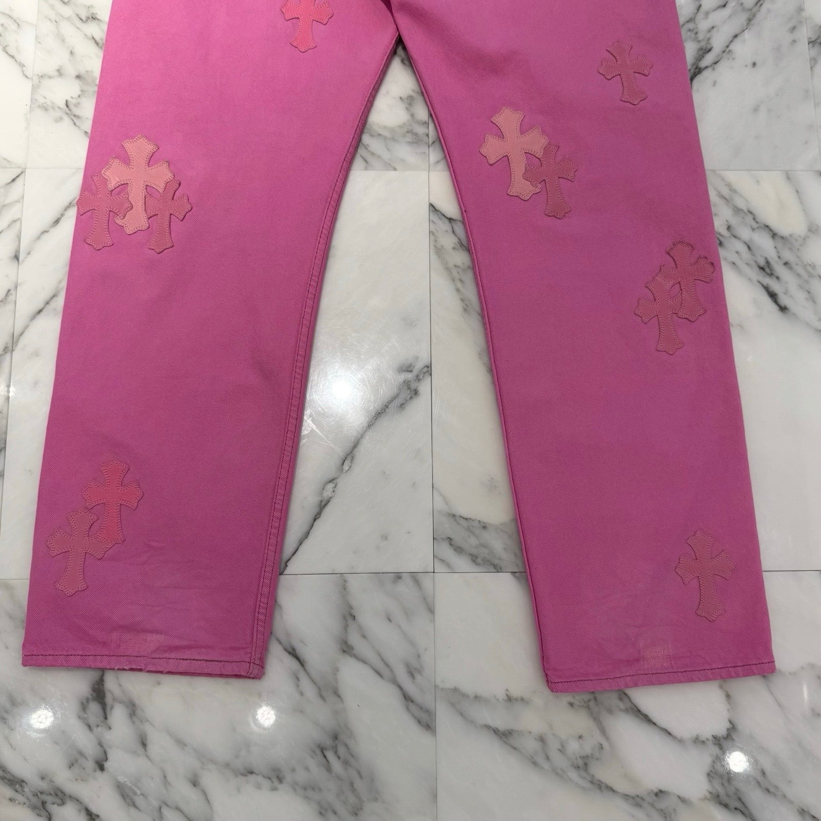 CHROME HEARTS × Levi's VNTG Pink Cross Leather Patch Denim Pants Size 34 クロムハーツ × リーバイス ヴィンテージ ピンククロス レザーパッチ デニムパンツ ジーンズ サイズ34