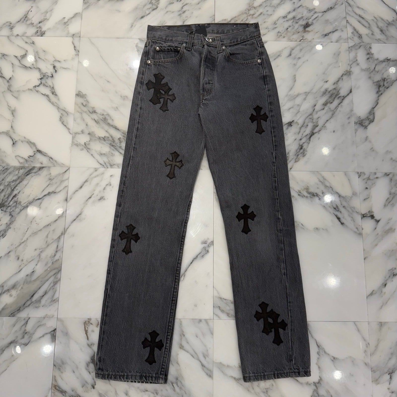 CHROME HEARTS × Levi's 501 VNTG Cross Leather Patch Jeans Size 26 クロムハーツ × リーバイス 501 ヴィンテージ クロスレザーパッチ ジーンズ サイズ26