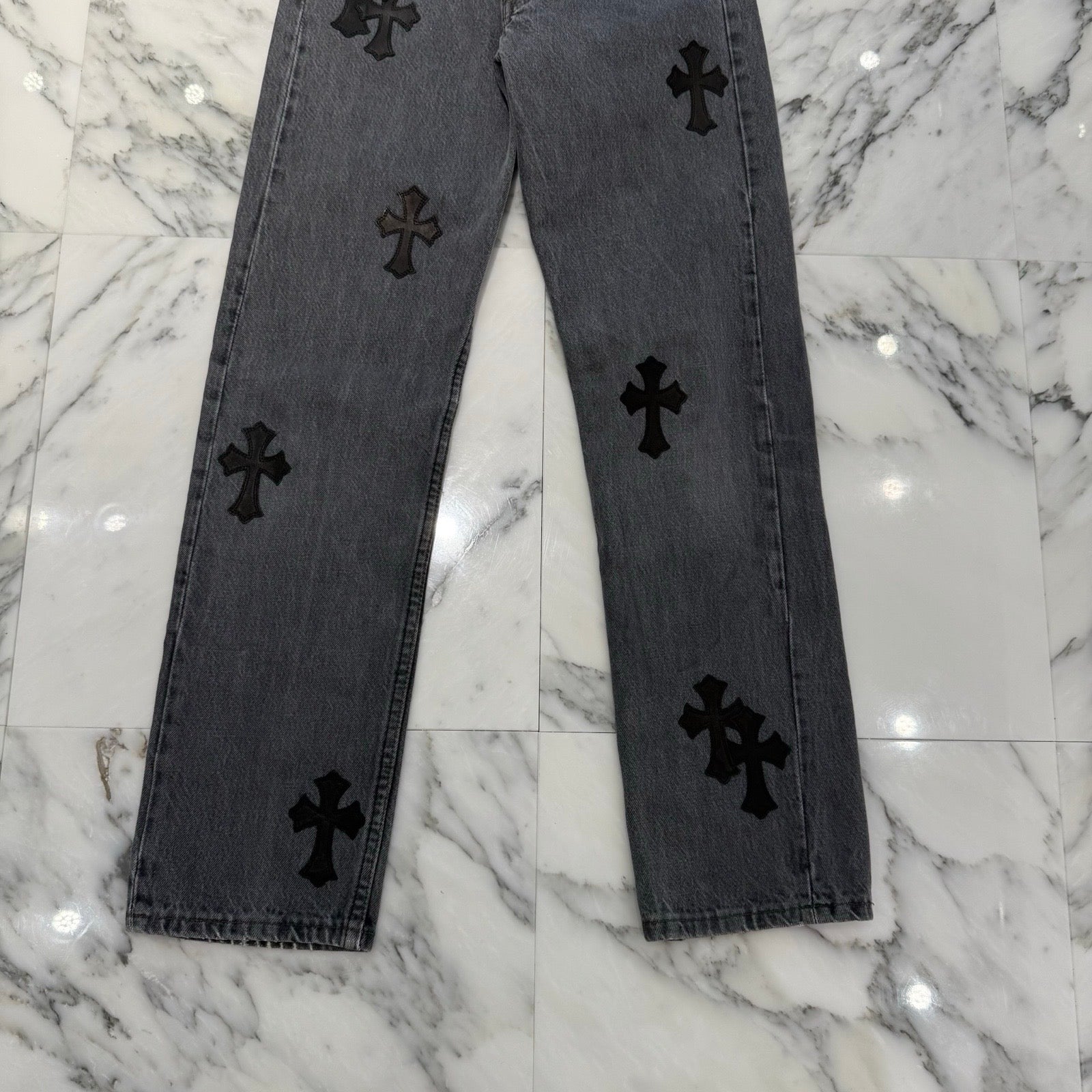 CHROME HEARTS × Levi's 501 VNTG Cross Leather Patch Jeans Size 26 クロムハーツ × リーバイス 501 ヴィンテージ クロスレザーパッチ ジーンズ サイズ26