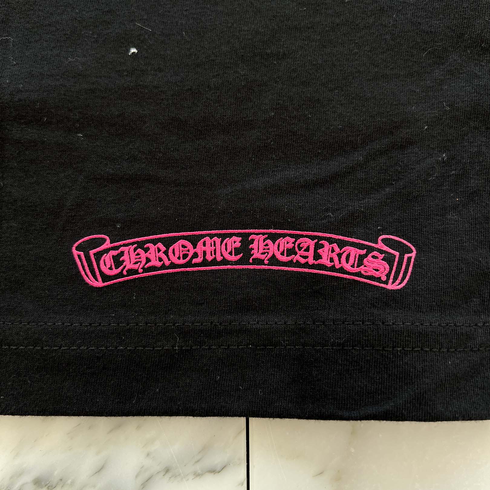 CHROME HEARTS 2025AW Old English Neck Logo Long Sleeve Tee Size XXL クロムハーツ ネックロゴ ロングスリーブ Tシャツ サイズXXL