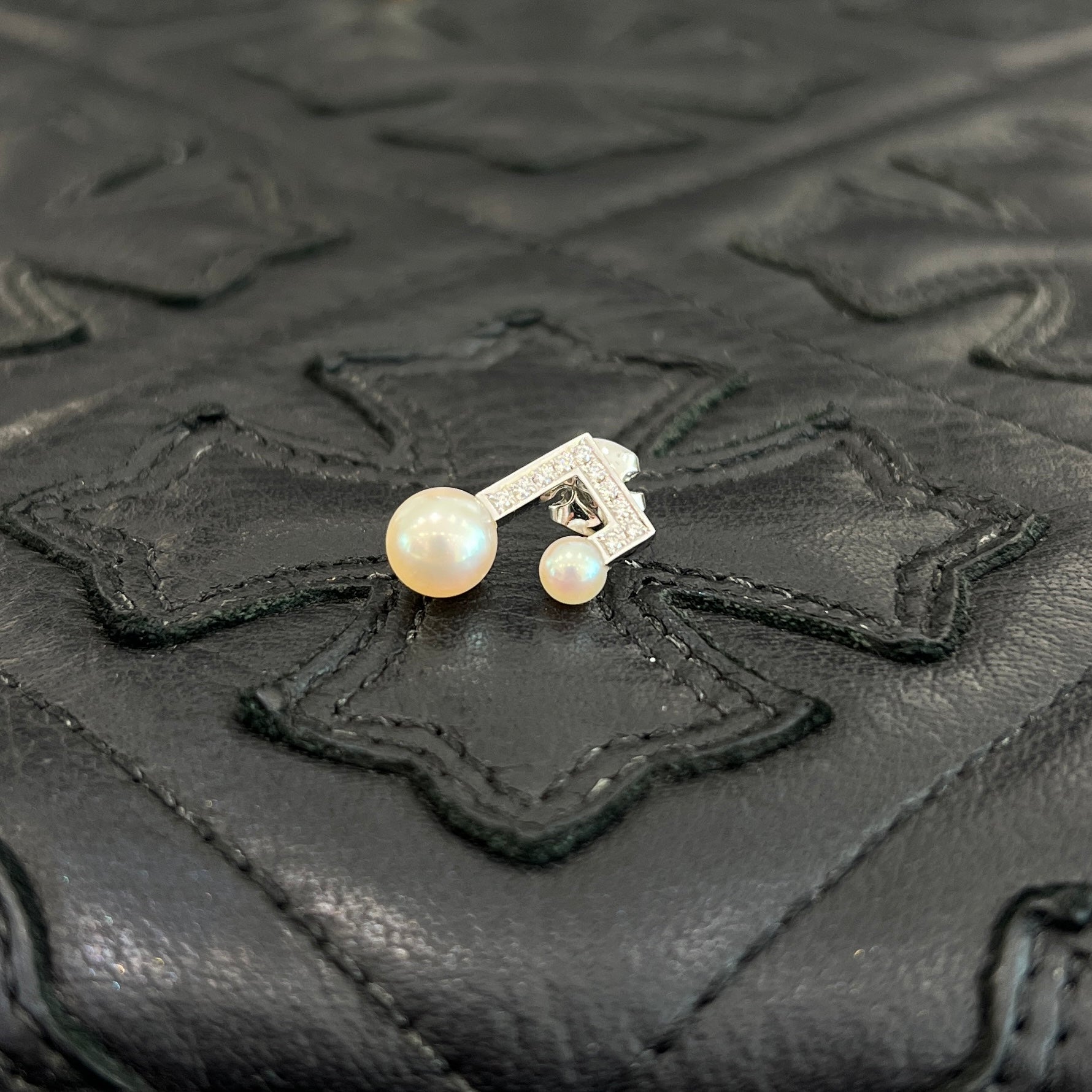 TASAKI Balance Note Diamond Pave Earrings E-3979-18KWG タサキ バランスノート ダイヤモンド パヴェ イヤリング ピアス