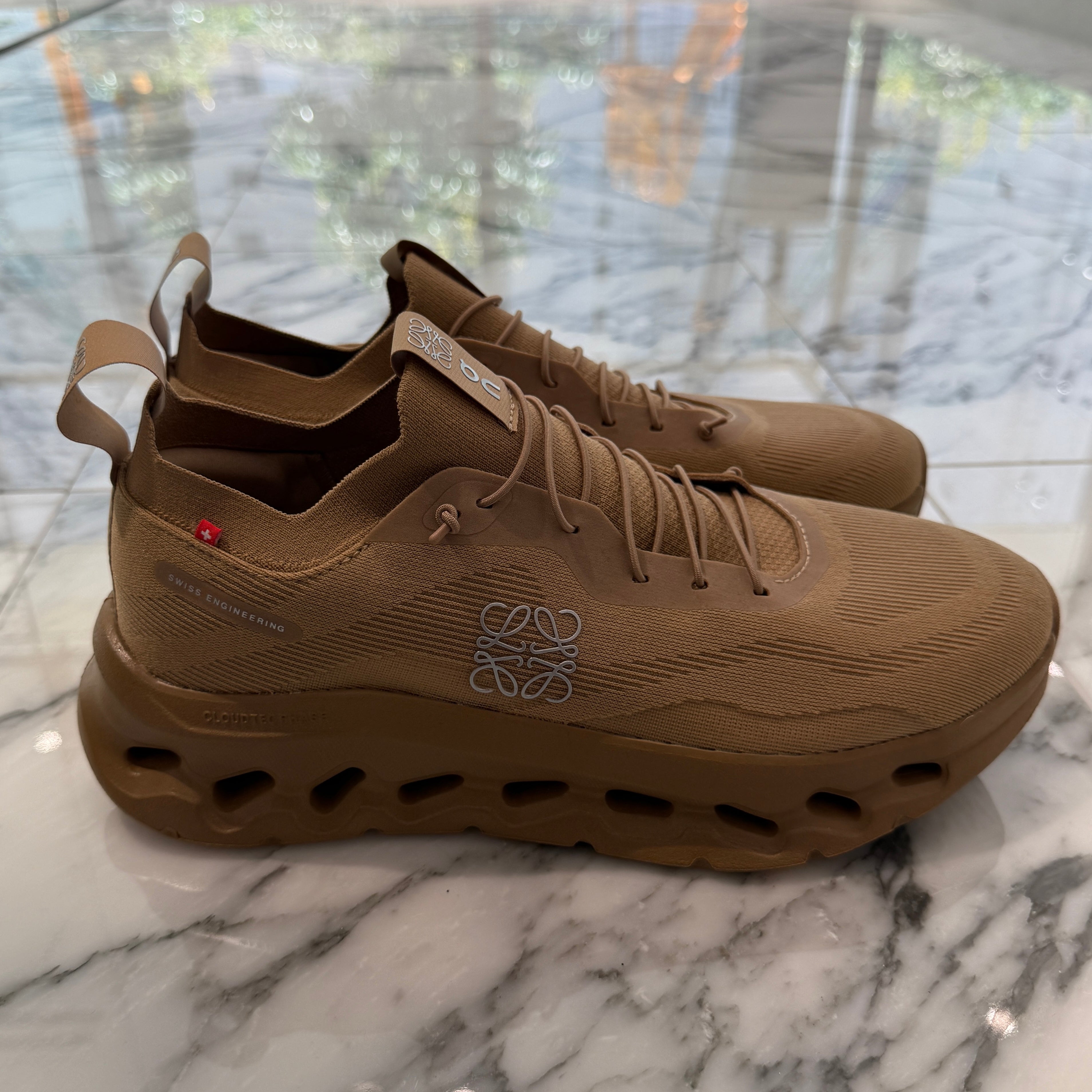 LOEWE × On 2025SS "CLOUDTILT" Sneakers M929282X32 Size 28.0cm ロエベ×オン "クラウドティルト" スニーカー サイズ28.0cm