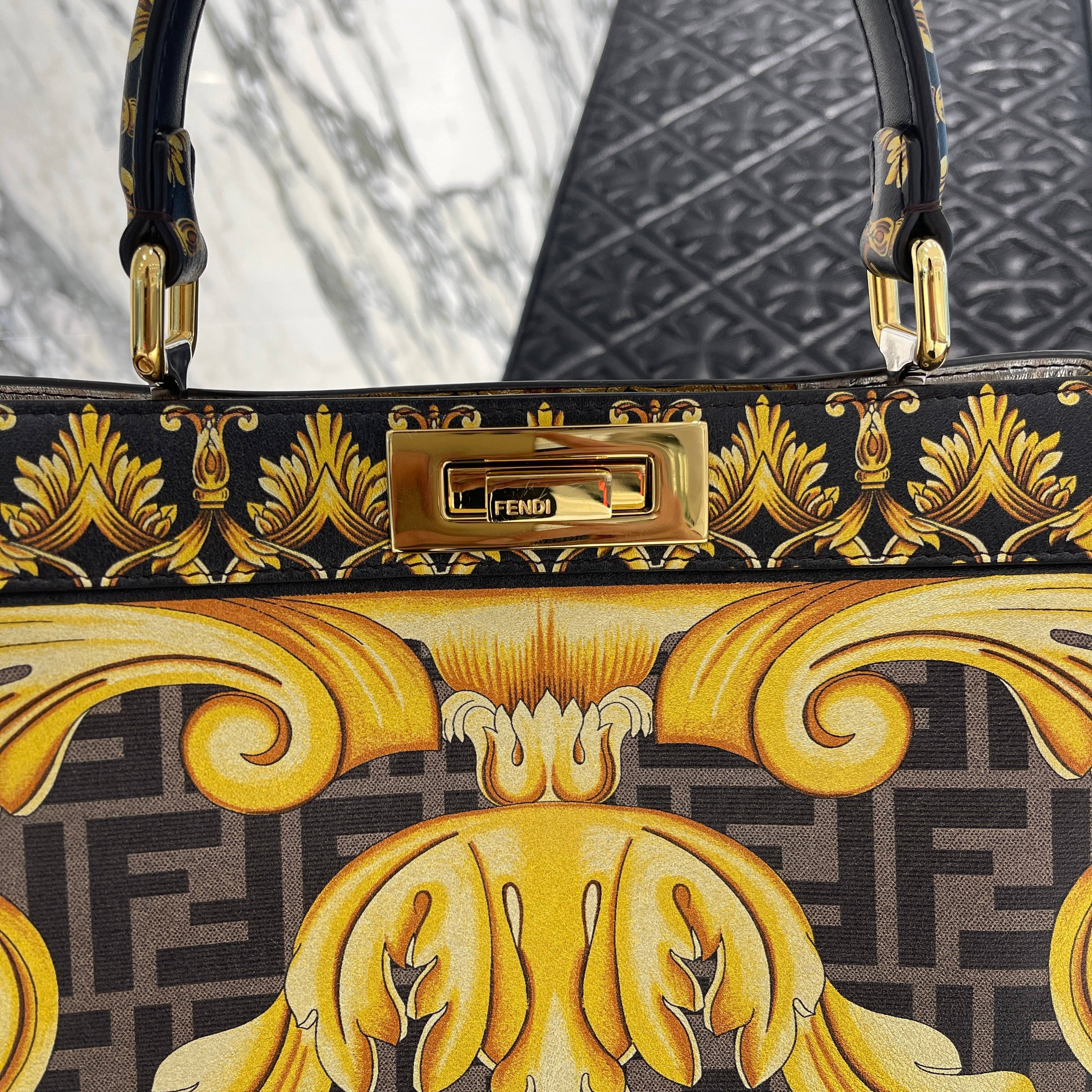 FENDI × VERSACE 2022SS FENDACE Peekaboo Bag 8BN321 フェンディ × ヴェルサーチェ フェンダーチェ ピーカブー バッグ