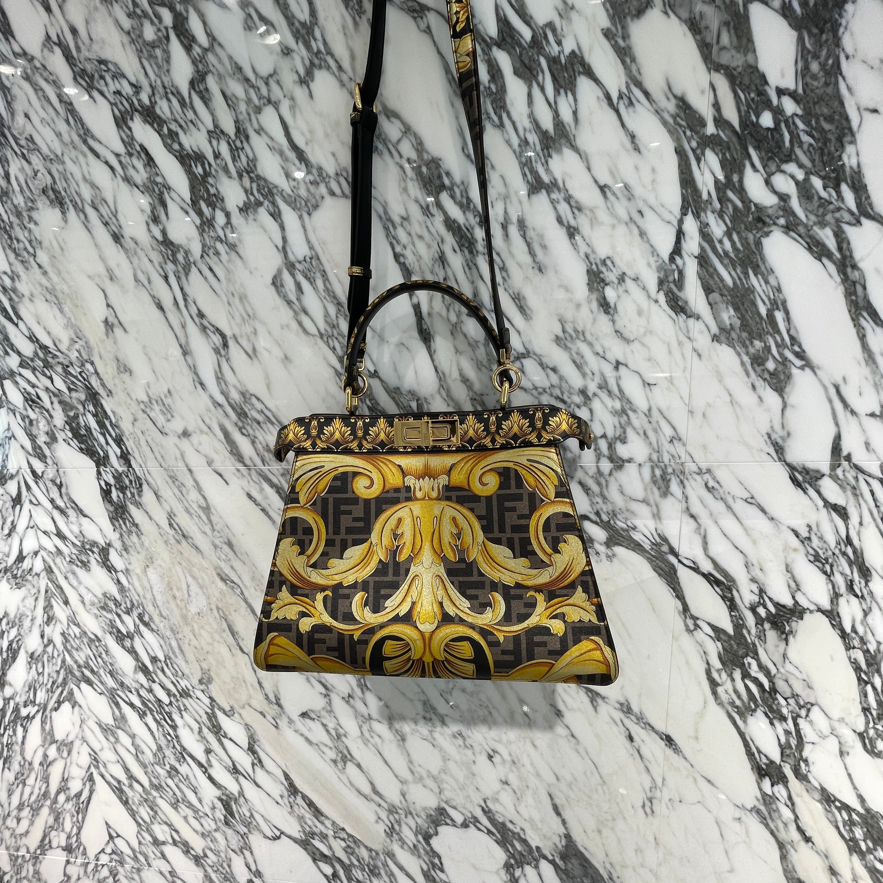 FENDI × VERSACE 2022SS FENDACE Peekaboo Bag 8BN321 フェンディ × ヴェルサーチェ フェンダーチェ ピーカブー バッグ
