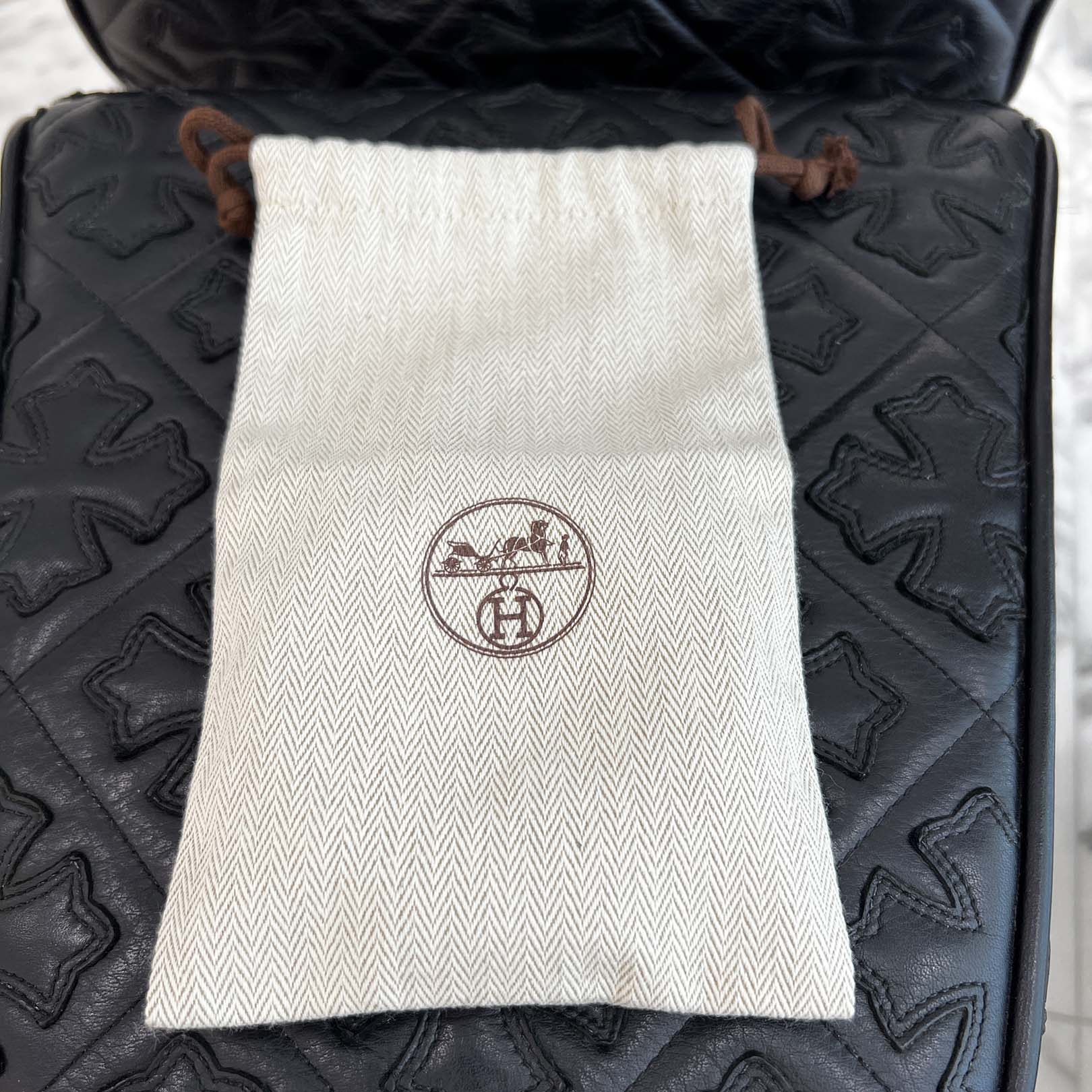 HERMES Evelyn Amazon TPM "NOIR" B刻印 エルメス エブリン アマゾン TPM "ノワール" レザーショルダーバッグ B刻印