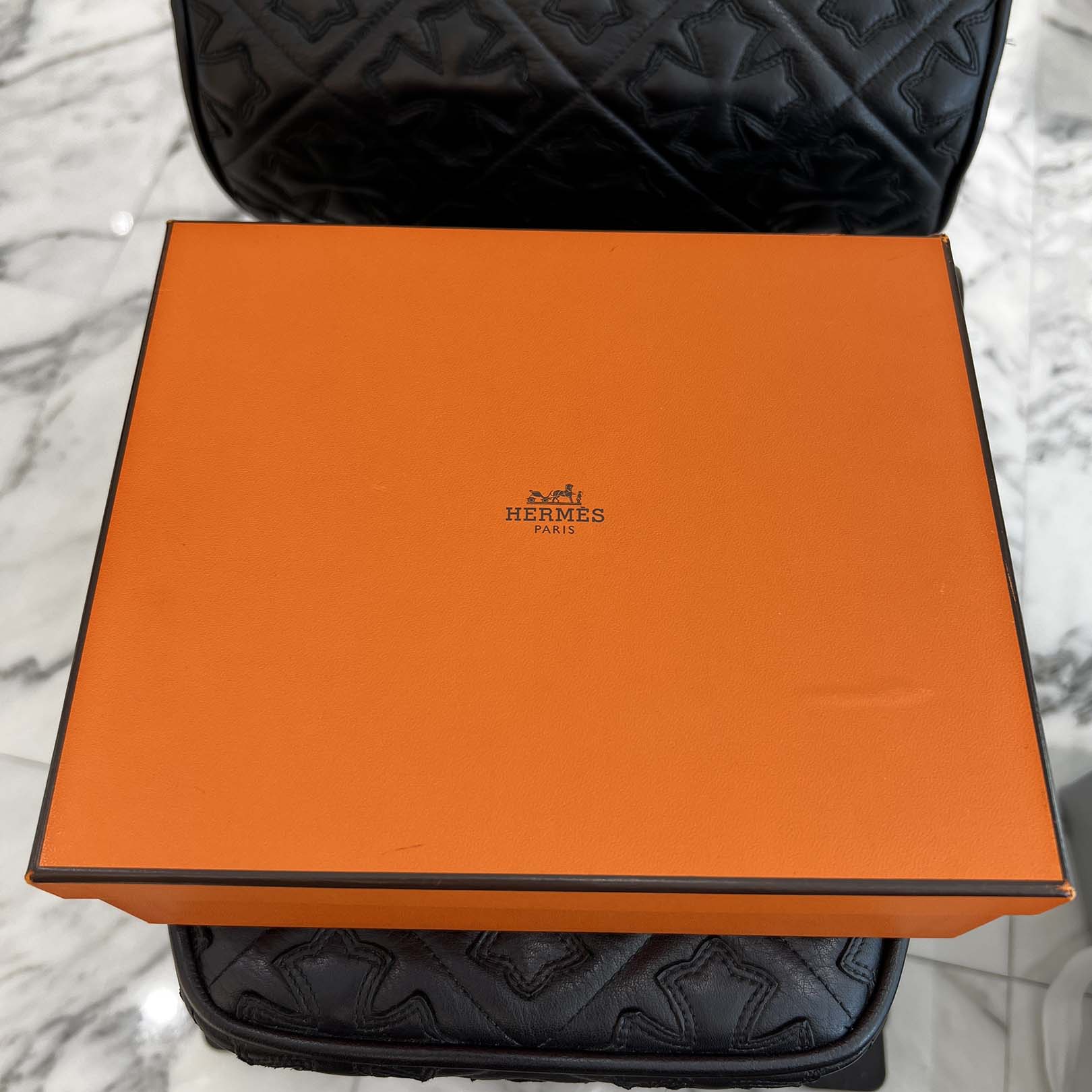 HERMES Evelyn Amazon TPM "NOIR" B刻印 エルメス エブリン アマゾン TPM "ノワール" レザーショルダーバッグ B刻印