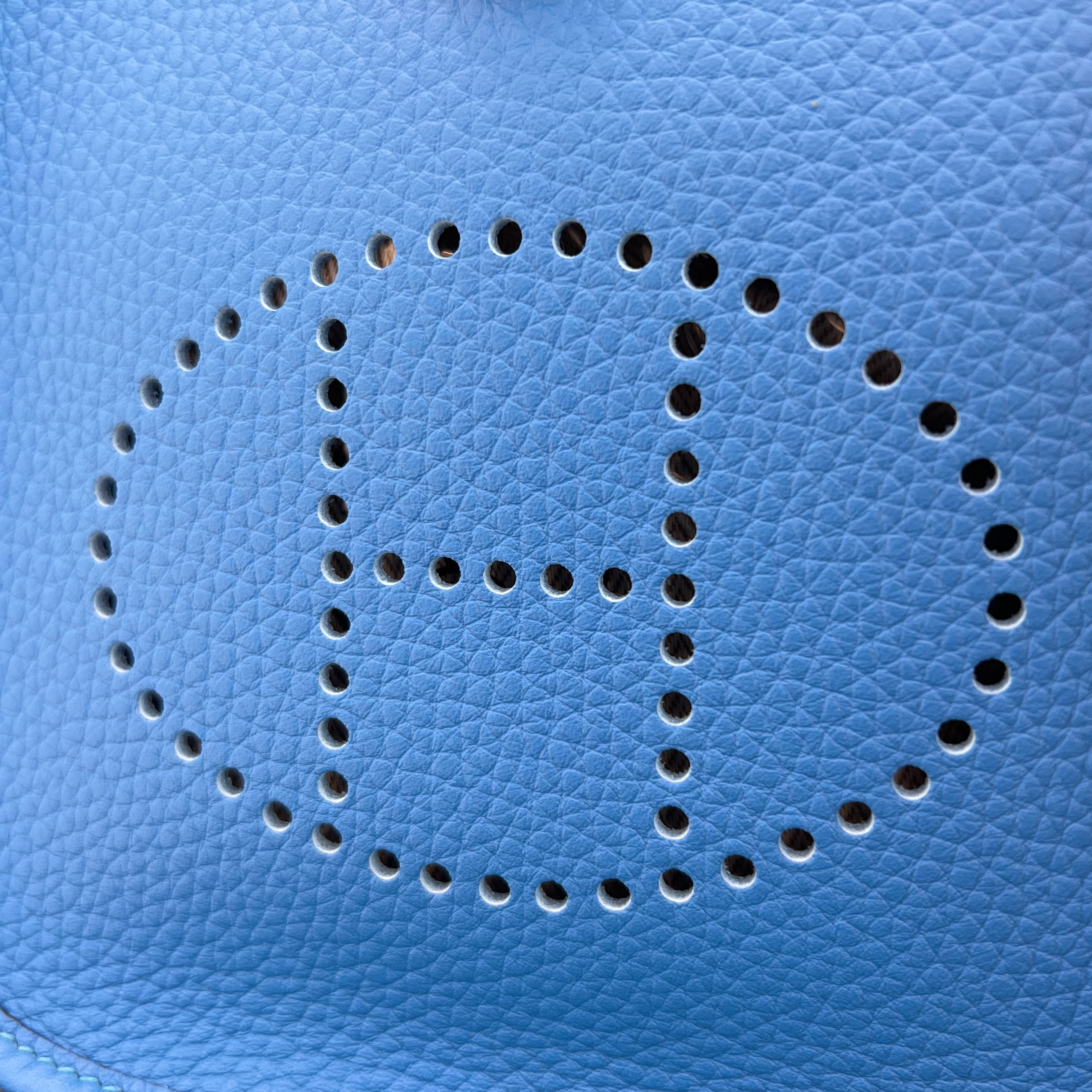 HERMES Evelyn TPM "Blue Royal" W刻印 エルメス エブリン TPM "ブルーロイヤル" レザーショルダーバッグ W刻印