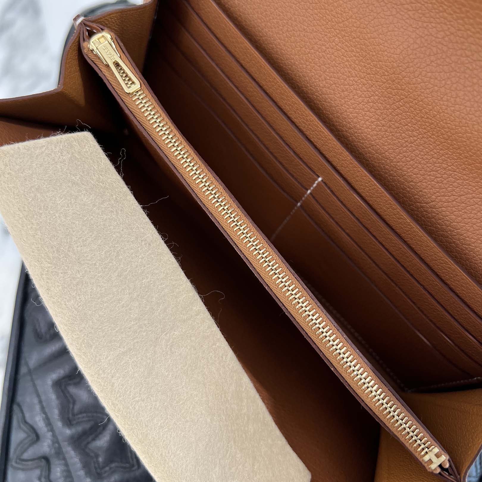 HERMES Constance To Go "GOLD" Leather Long Wallet K刻印 エルメス コンスタンス トゥ ゴー "ゴールド" レザーロングウォレット K刻印