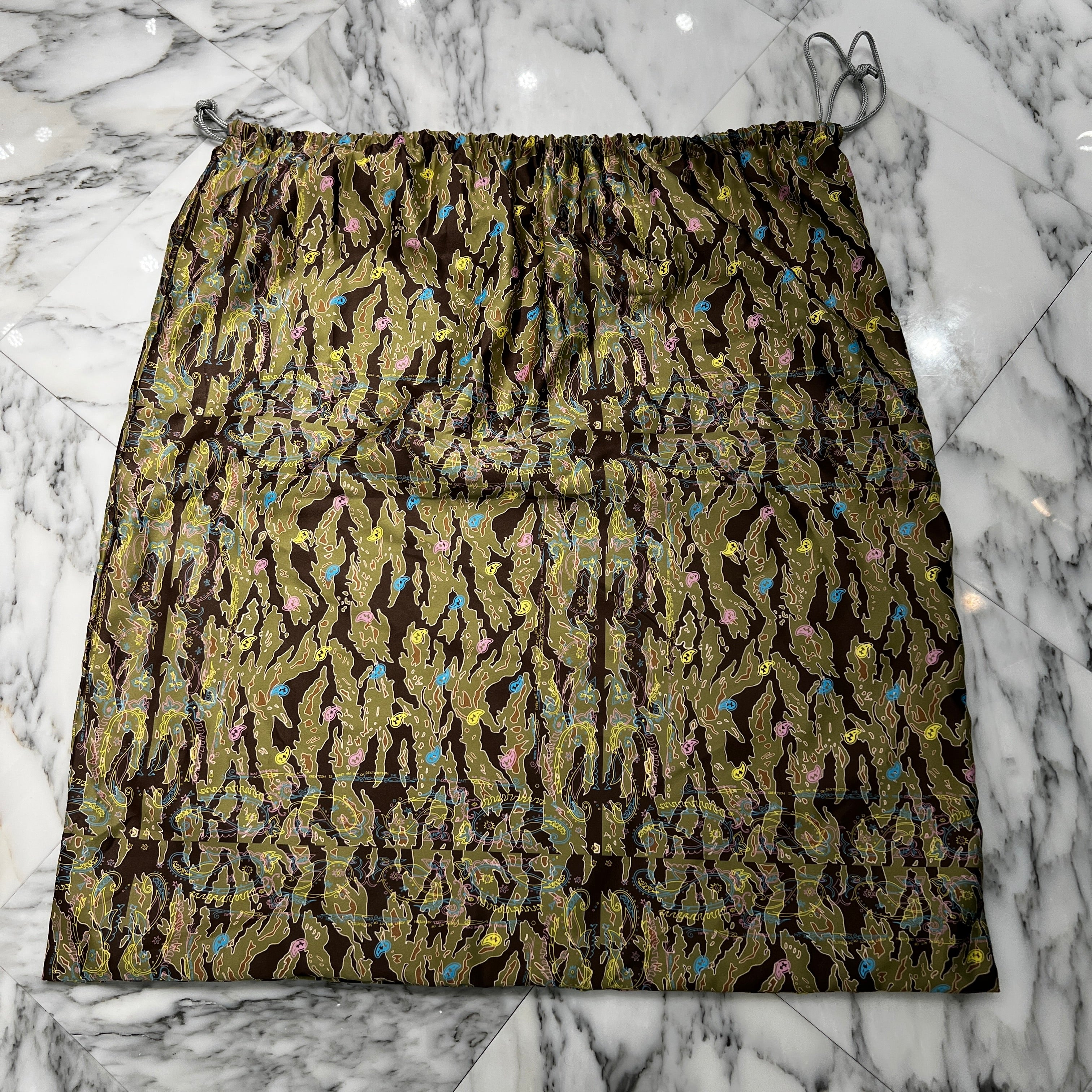 THE WORLD IS YOURS Paisley Camouflage All Over Pattern Handbag ザ ワールド イズ ユアーズ ペイズリー カモフラージュ総柄 ハンドバッグ