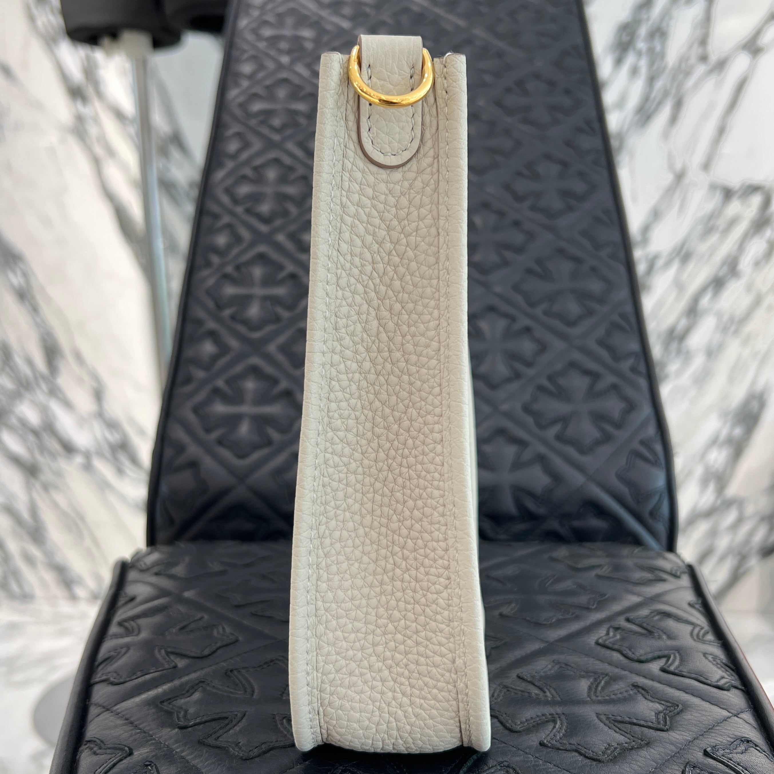 HERMES Evelyn TPM "Beton" W刻印 エルメス エブリン TPM "ベトン" レザーショルダーバッグ W刻印