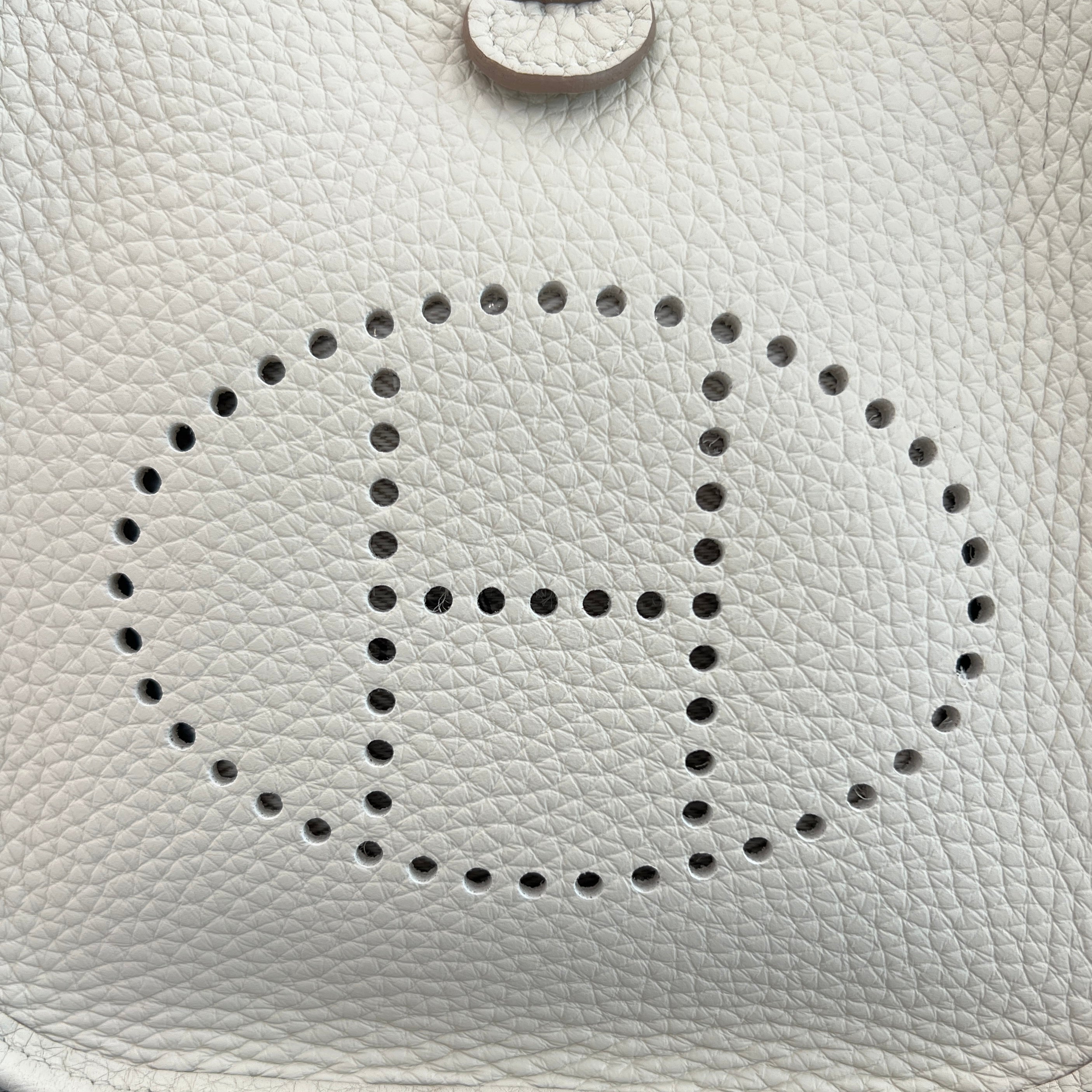 HERMES Evelyn TPM "Beton" W刻印 エルメス エブリン TPM "ベトン" レザーショルダーバッグ W刻印