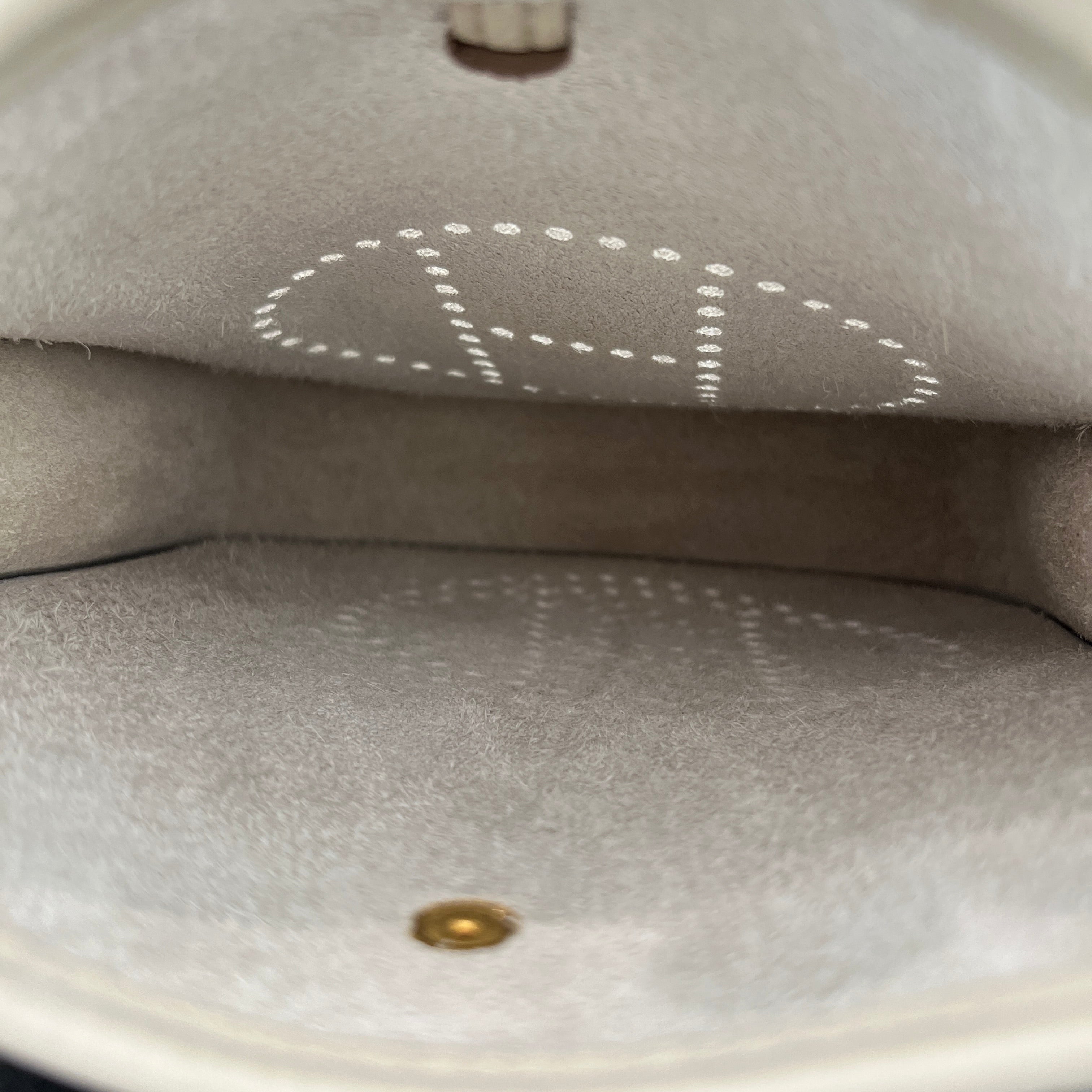 HERMES Evelyn TPM "Beton" W刻印 エルメス エブリン TPM "ベトン" レザーショルダーバッグ W刻印