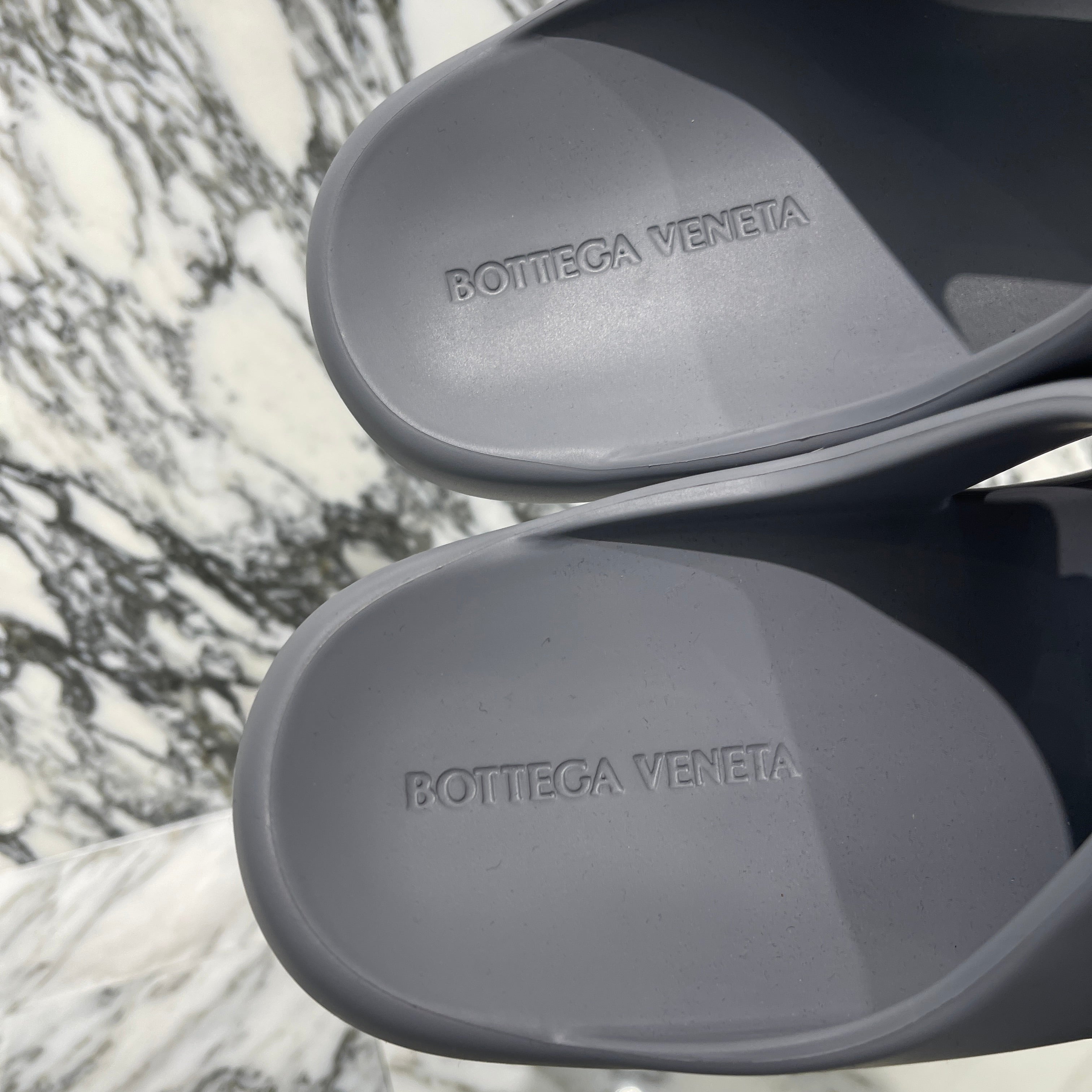 BOTTEGA VENETA BAND SANDAL サイズ40 BOTTEGA VENETA 2024SS BAND RUBBER SLIDE SANDALS Size 40