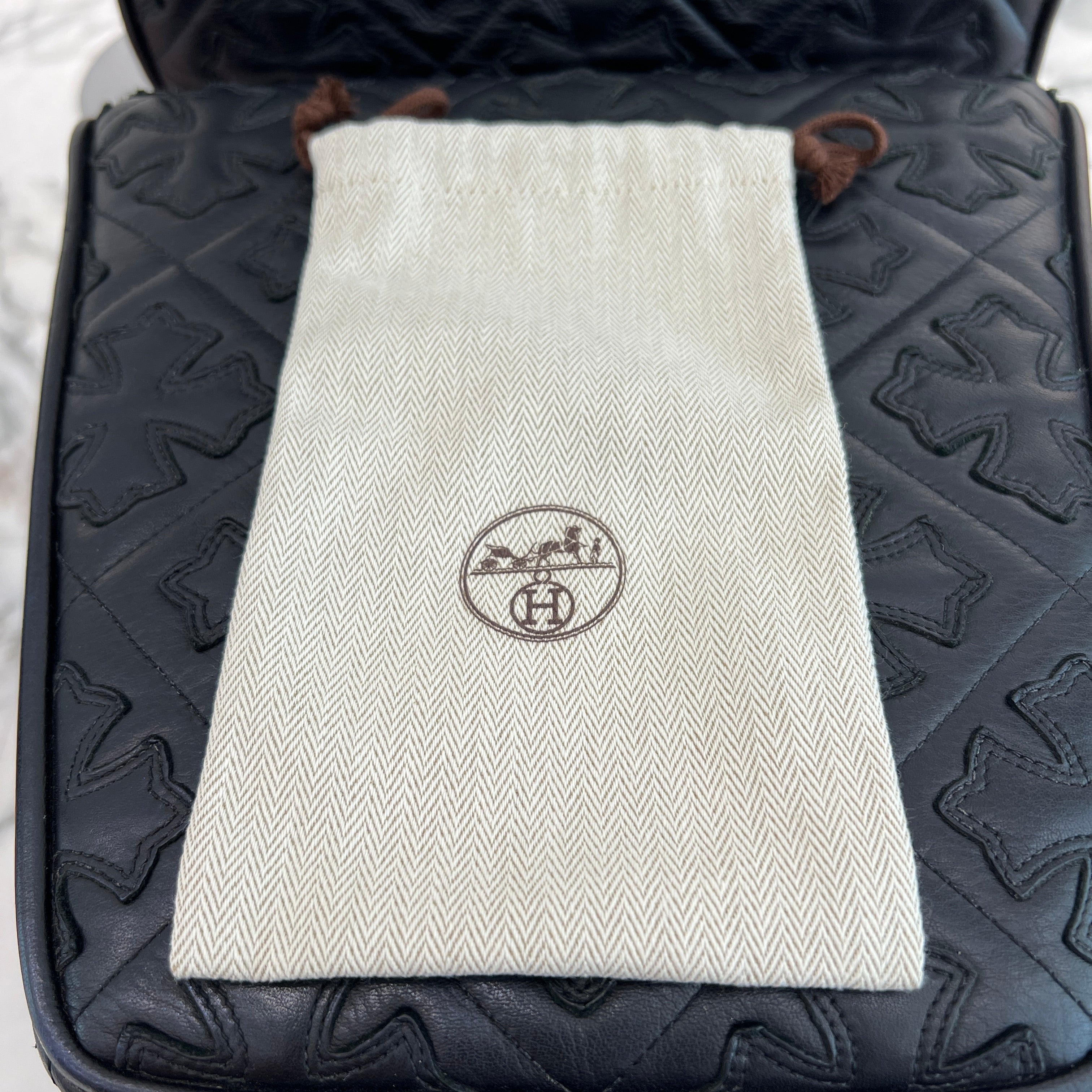 HERMES Evelyn TPM "Beton" W刻印 エルメス エブリン TPM "ベトン" レザーショルダーバッグ W刻印