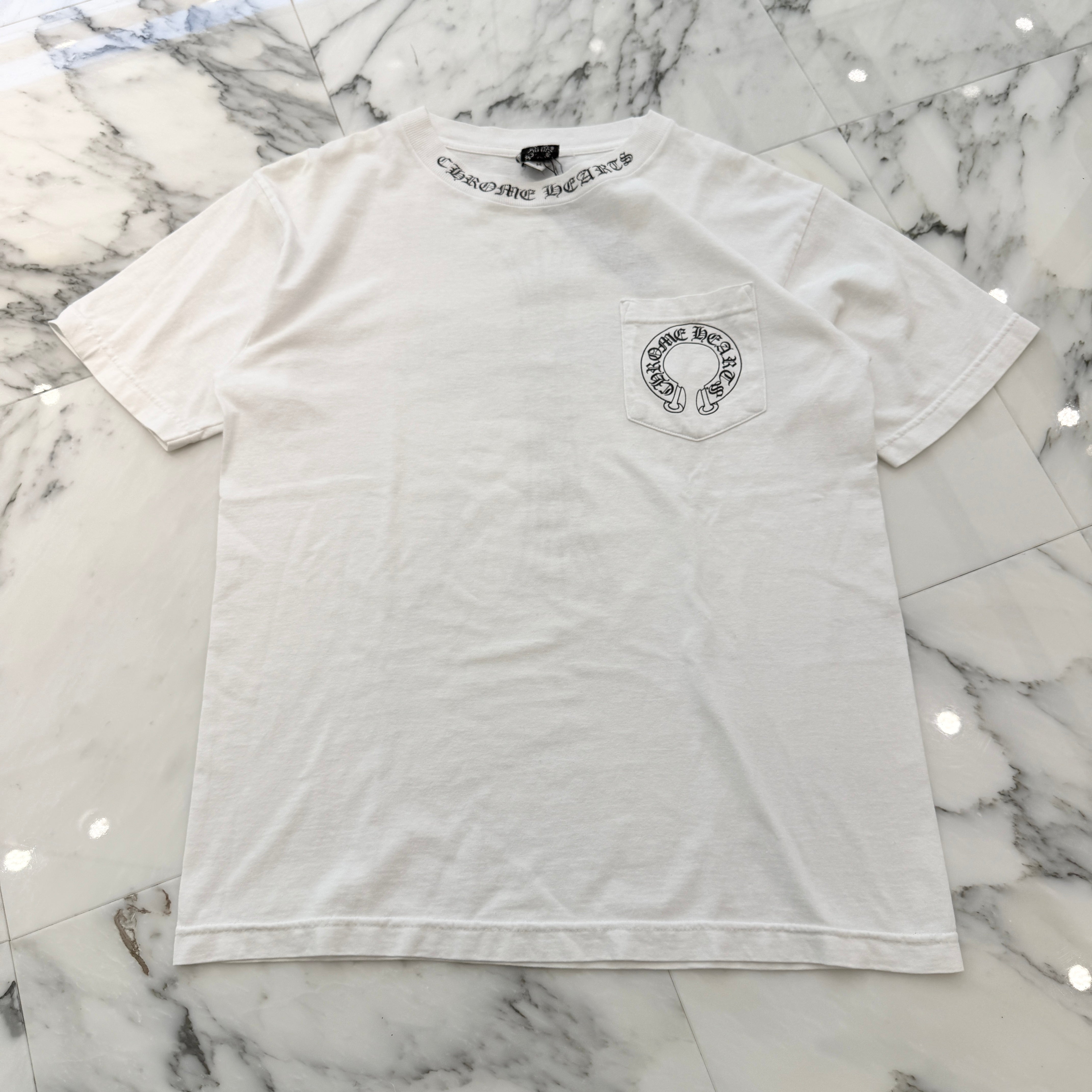 CHROME HEARTS Neck Logo Back Cross Tee Size M クロムハーツ ネックロゴ バッククロス Tシャツ サイズM