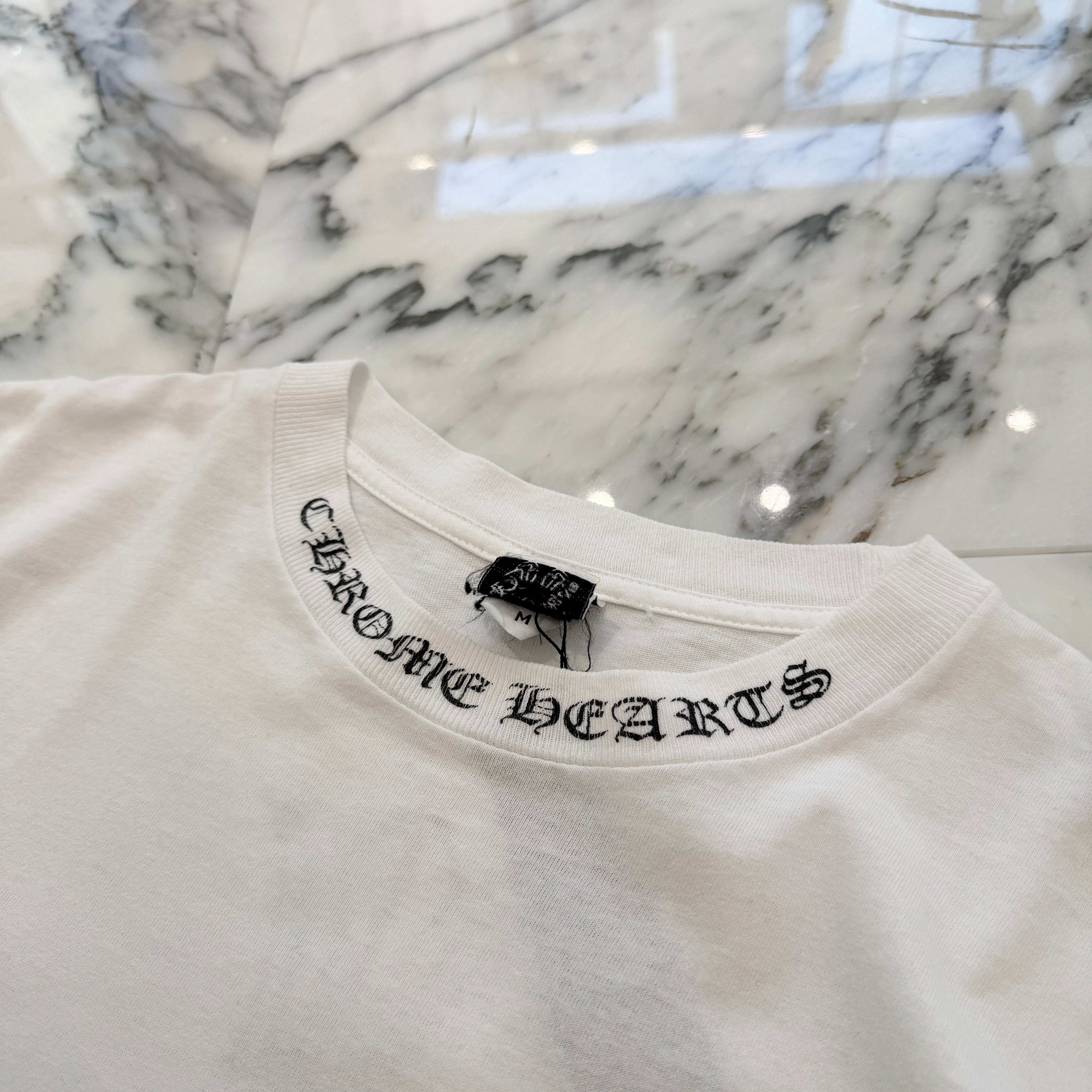 CHROME HEARTS Neck Logo Back Cross Tee Size M クロムハーツ ネックロゴ バッククロス Tシャツ サイズM