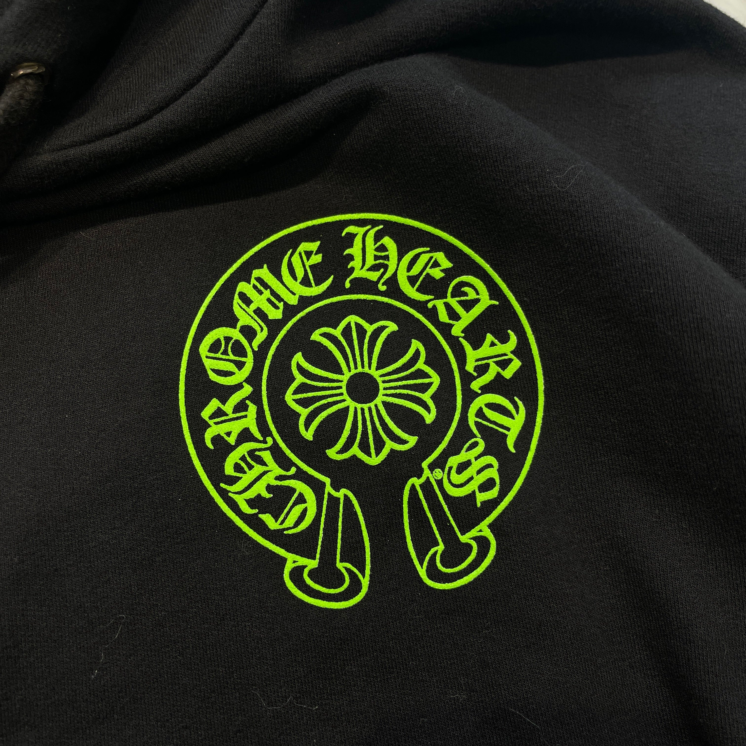 CHROME HEARTS 2022SS Charity Horseshoe CH Plus Leather Patch Pullover Hoodie Size L クロムハーツ チャリティ限定 ホースシュー CHプラス レザーパッチ プルオーバーフーディー サイズL