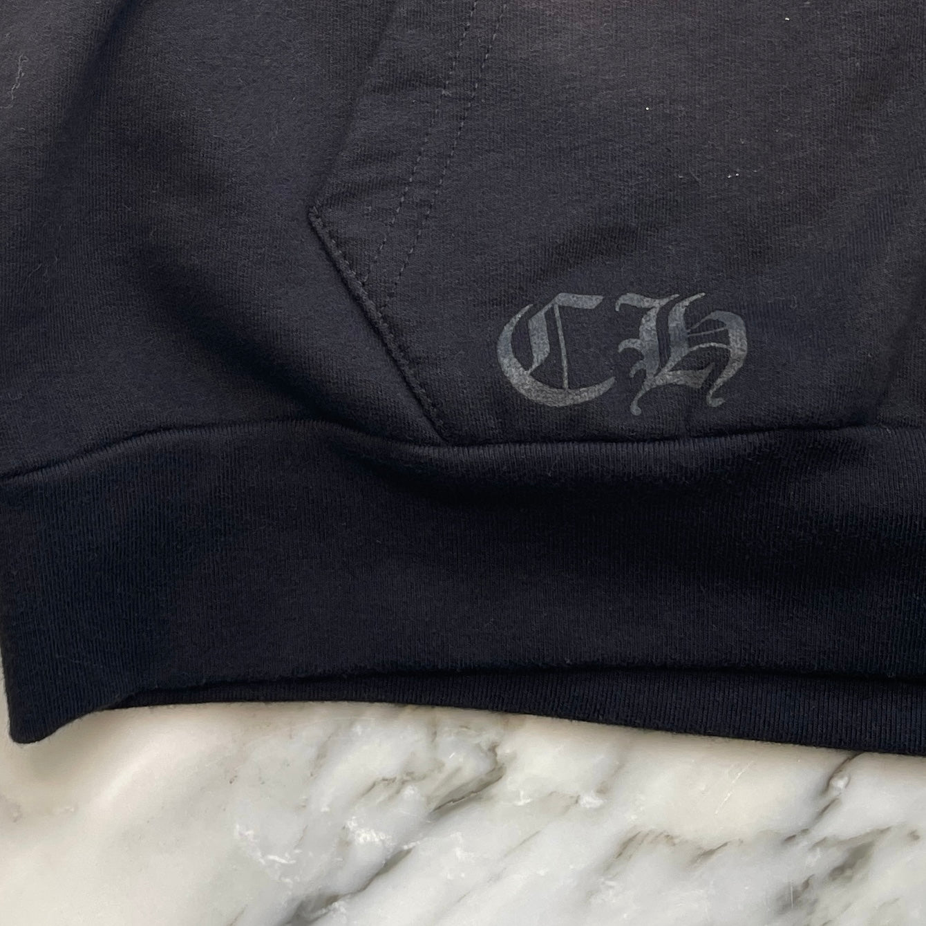 CHROME HEARTS 2022SS Charity Horseshoe CH Plus Leather Patch Pullover Hoodie Size L クロムハーツ チャリティ限定 ホースシュー CHプラス レザーパッチ プルオーバーフーディー サイズL