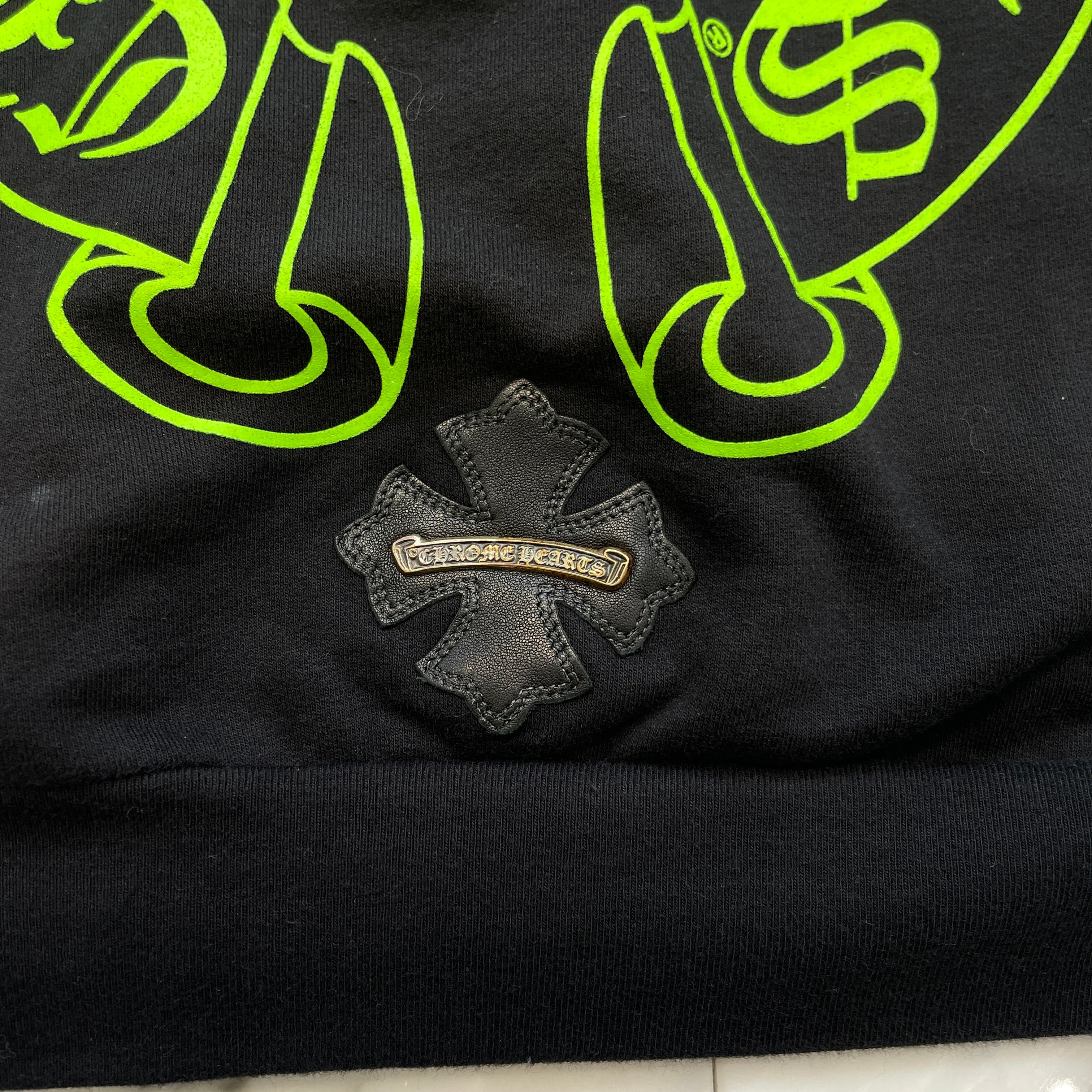 CHROME HEARTS 2022SS Charity Horseshoe CH Plus Leather Patch Pullover Hoodie Size L クロムハーツ チャリティ限定 ホースシュー CHプラス レザーパッチ プルオーバーフーディー サイズL