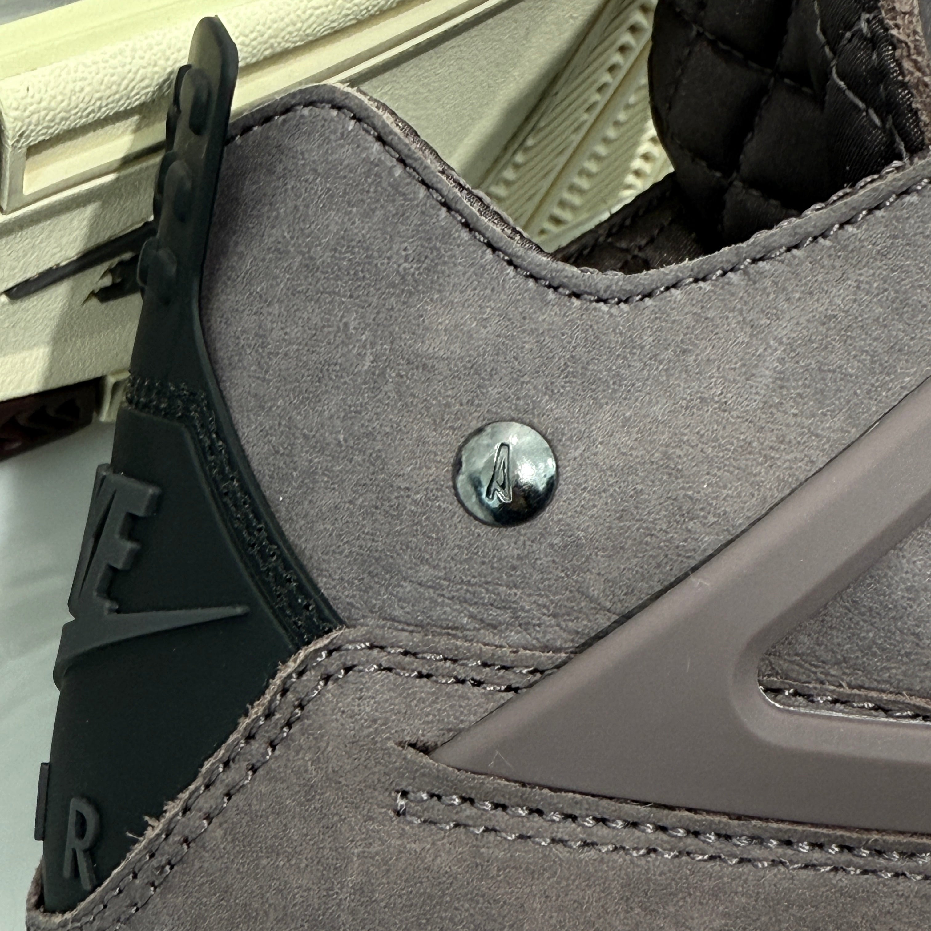 NIKE 2022AW AIR JORDAN × A Ma Maniere Jordan 4 Retro SP "Violet Ore" DV6773 220 Size US9 (27cm)