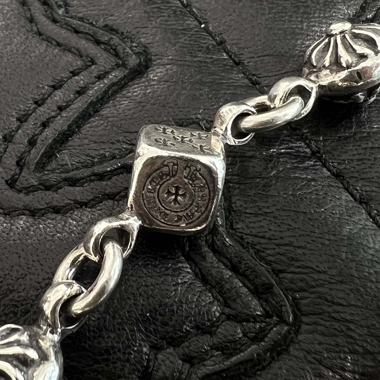 CHROME HEARTS DICE Cross Ball Silver Neckless Size 20 Inch クロム