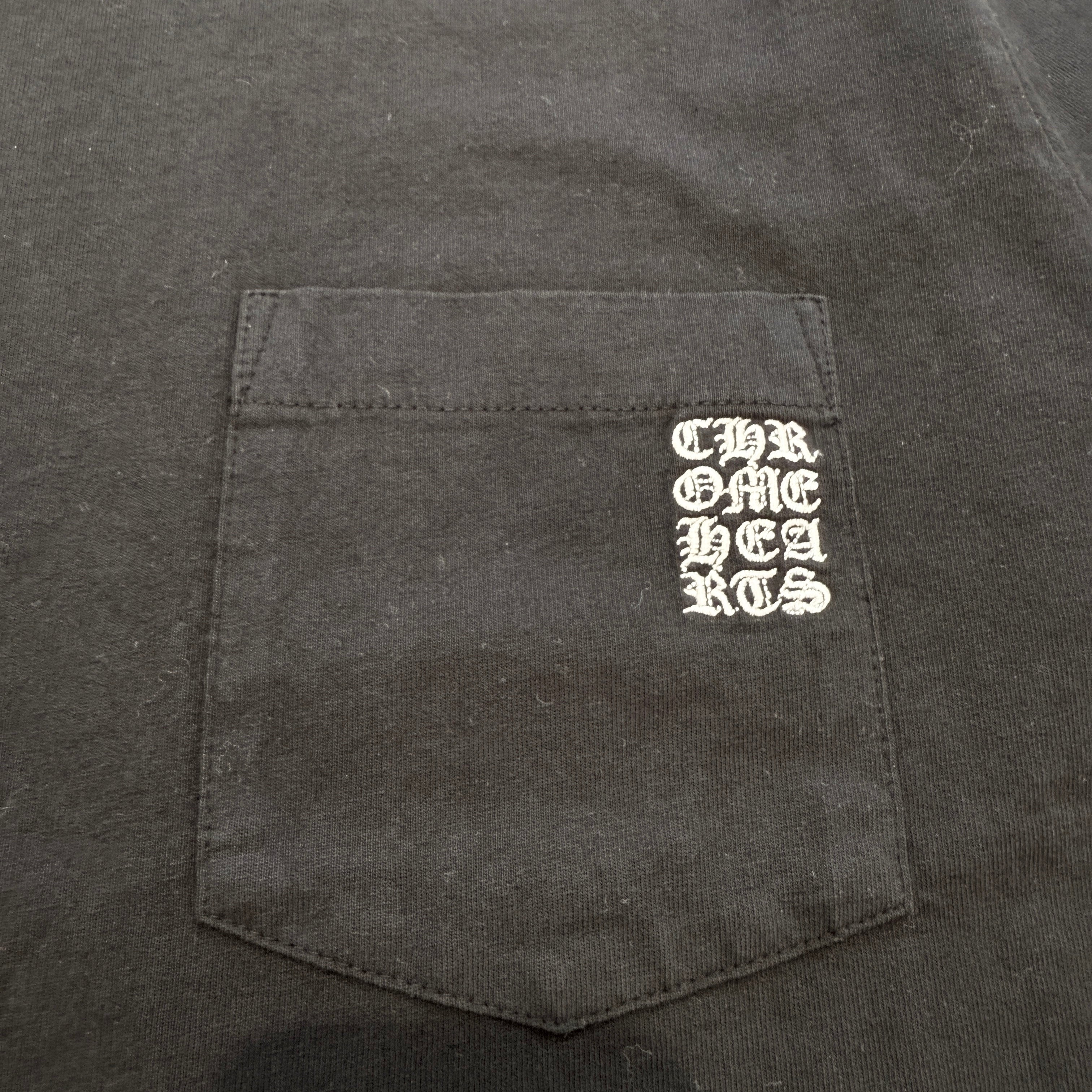 CHROME HEARTS Y NOT Vertical Logo Embroidery Tee Size M クロムハーツ ワイノット ヴァーティカルロゴ 刺繍 Tシャツ サイズM