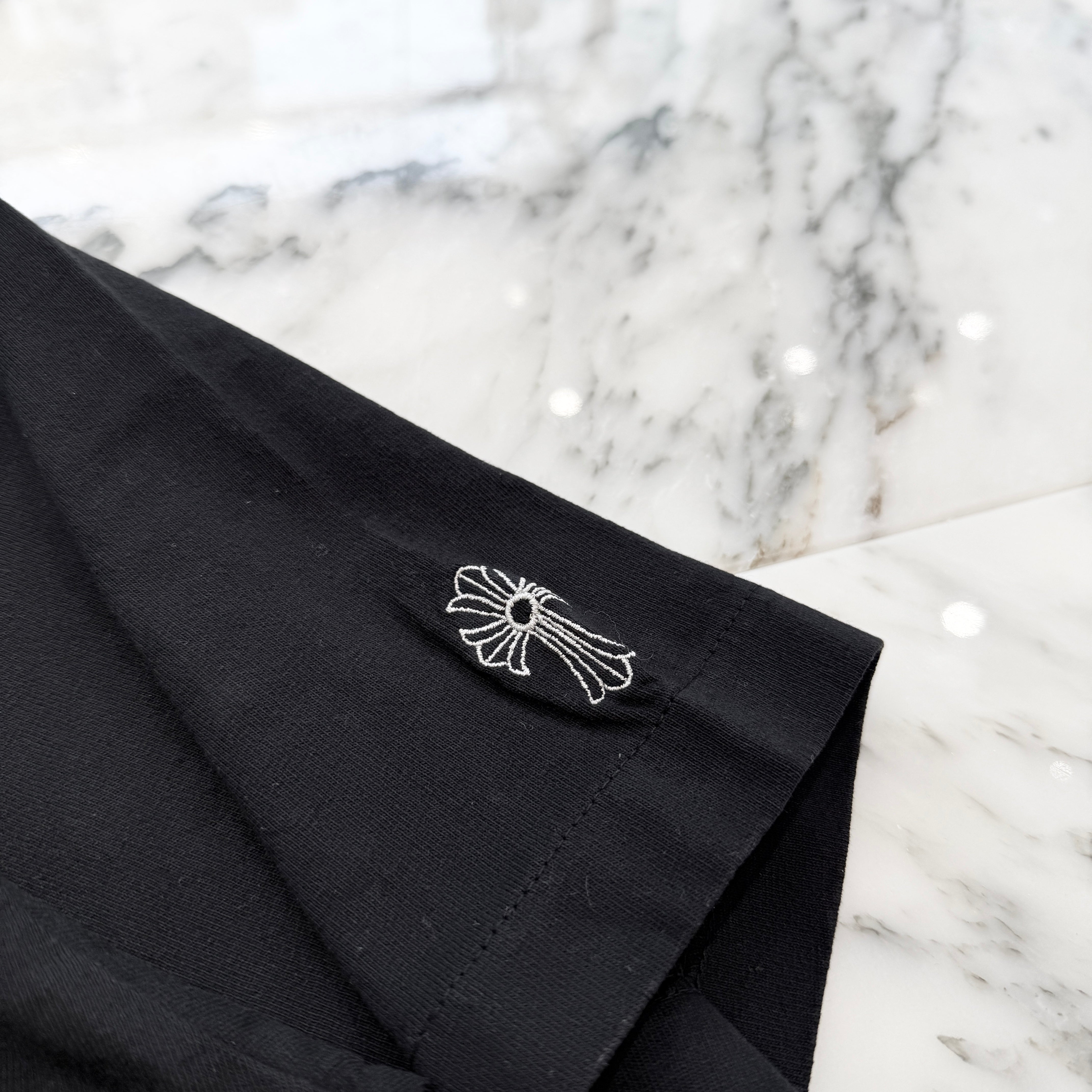 CHROME HEARTS Y NOT Vertical Logo Embroidery Tee Size M クロムハーツ ワイノット ヴァーティカルロゴ 刺繍 Tシャツ サイズM