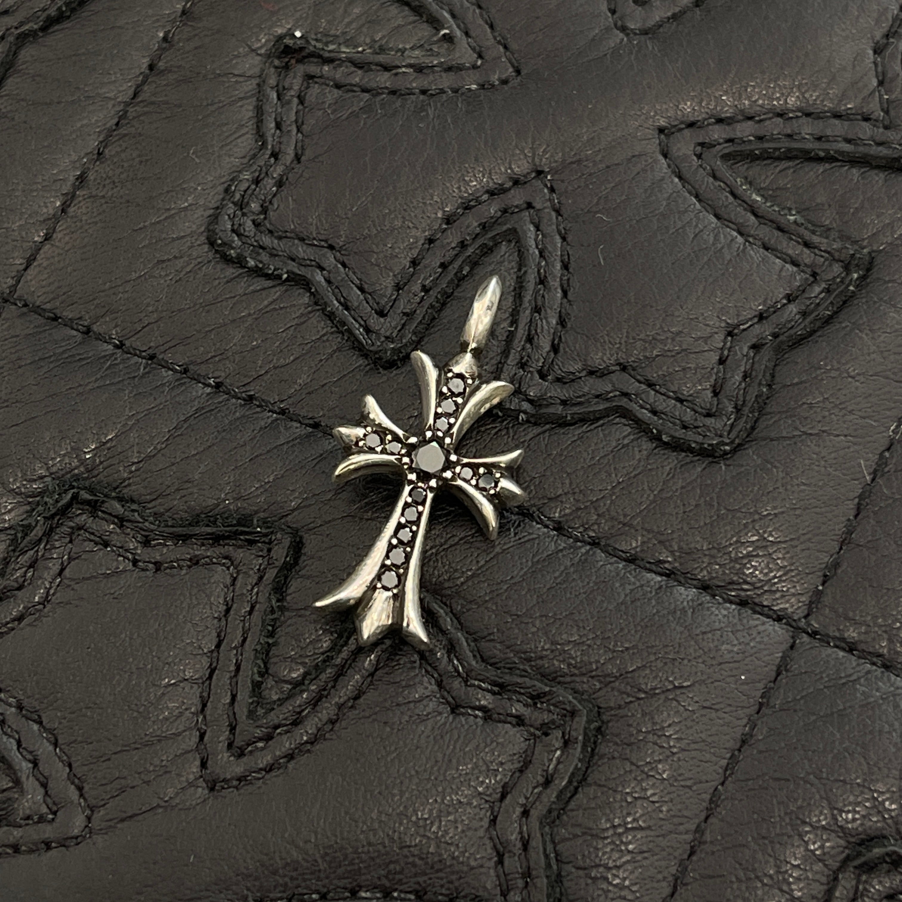 CHROME HEARTS Tiny Fat Cross Pave Black Diamond Pendant Top クロムハーツ タイニーファットクロス パヴェ ブラックダイヤモンド ペンダントトップ