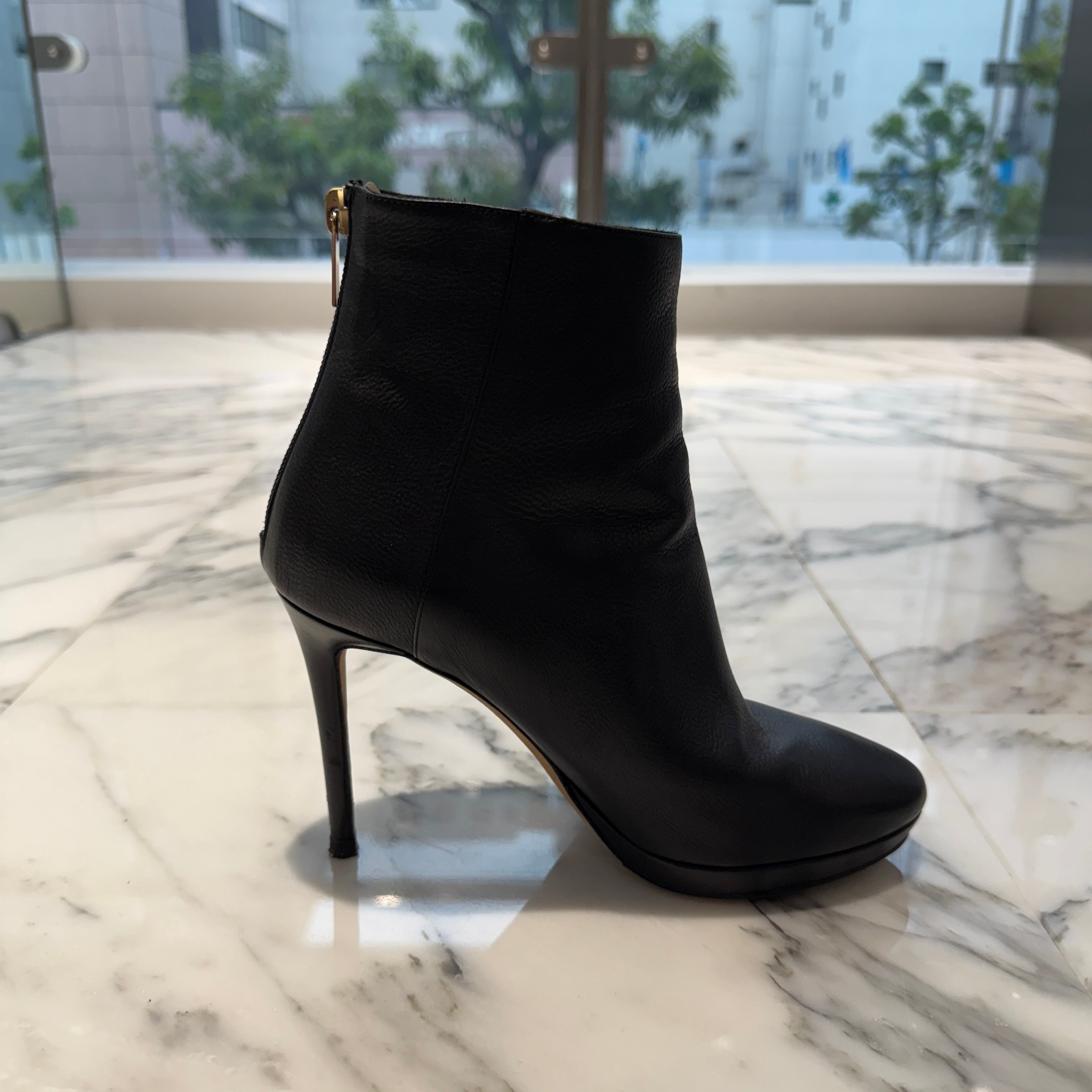 JIMMY CHOO Leather Short Boots size 37 1/2 ジミーチュウ