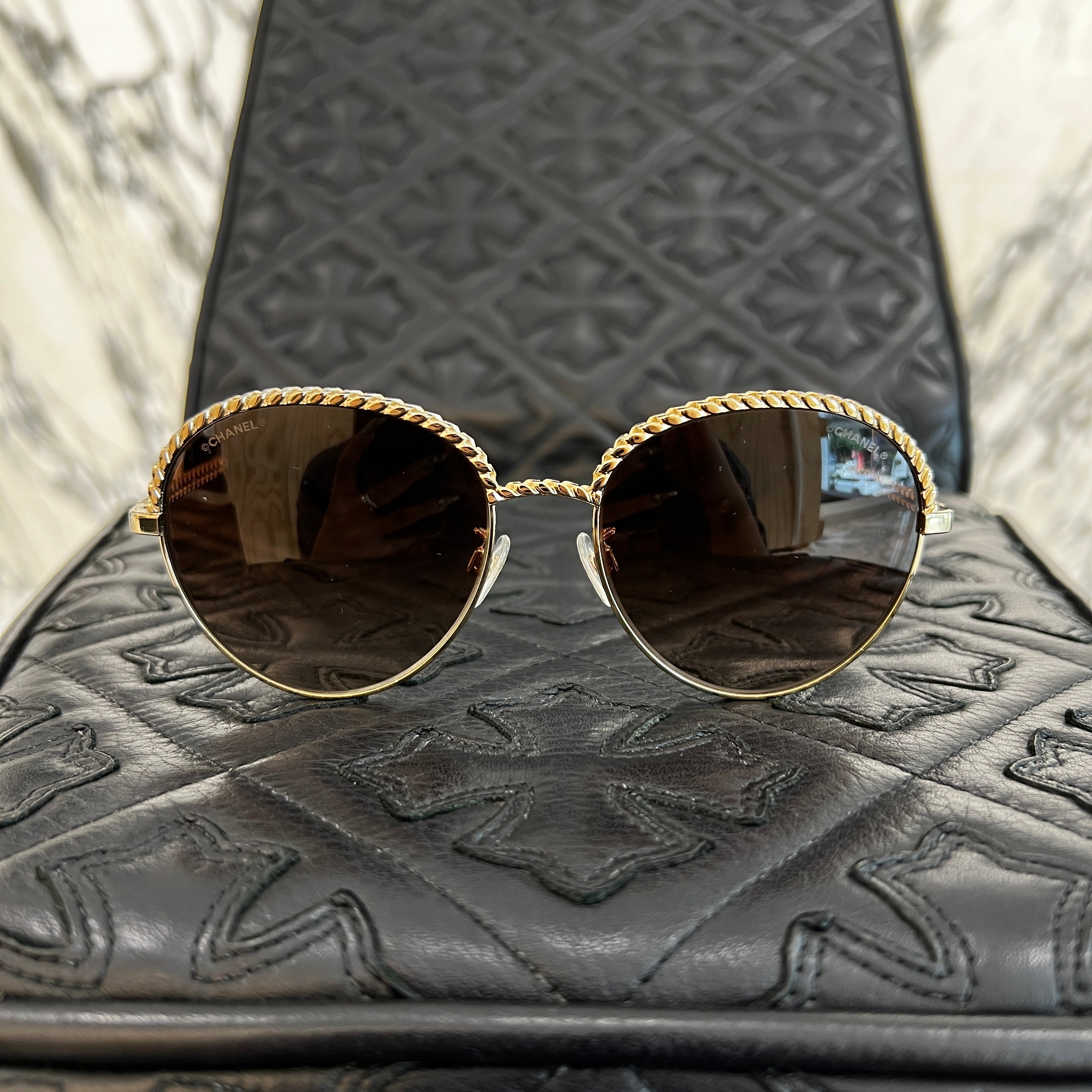 CHANEL 2019SS Chain Around Coco Chain Panto Shape Sunglasses 4242 C395-S5 Size 55□17 135 シャネル チェーンアラウンド ココチェーンパントシェイプ サングラス サイズ55□17 135