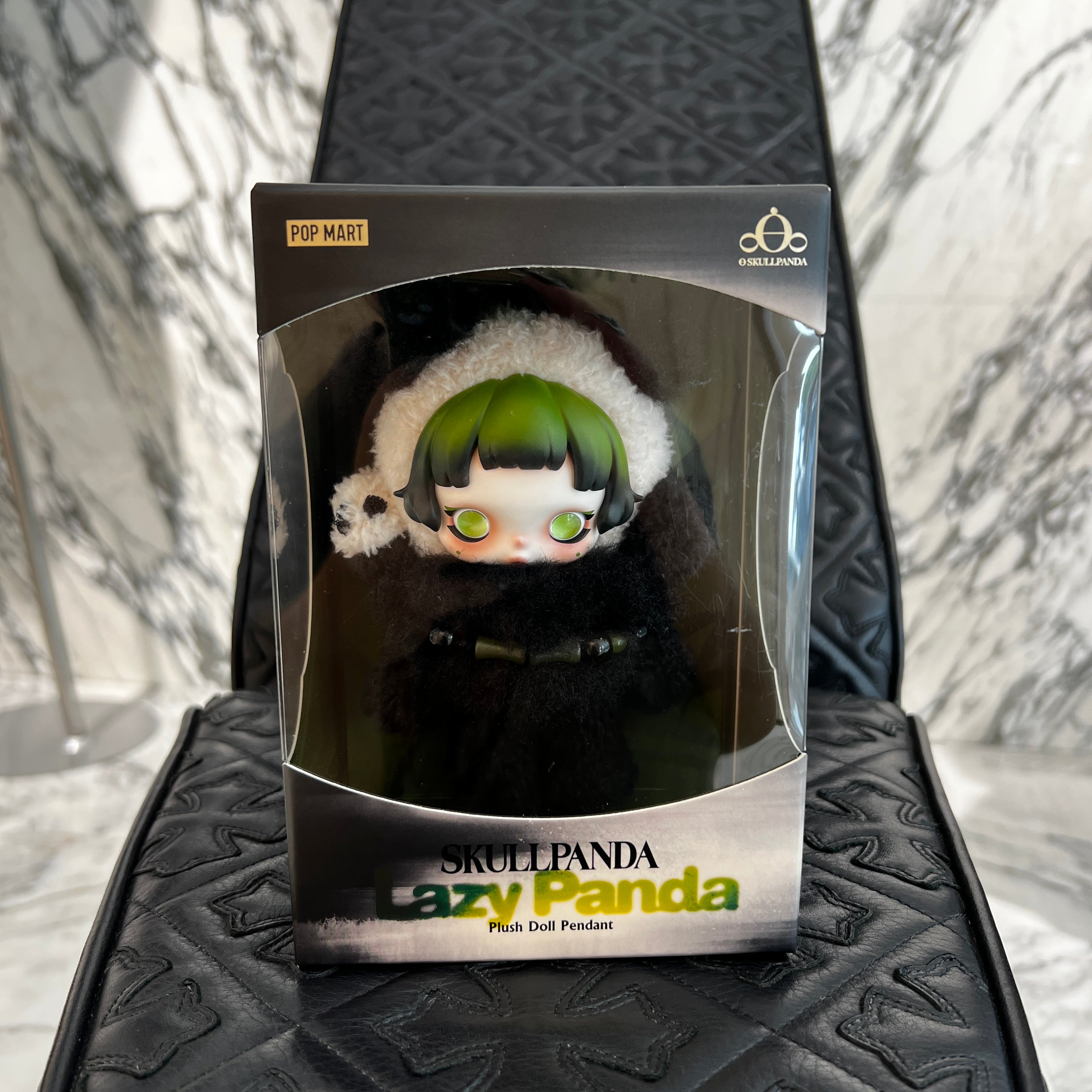 POP MART SKULL PAND "Lazy Panda" Plush Doll Pendant ポップマート スカルパンダ "レイジーパンダ" ぬいぐるみ ペンダント