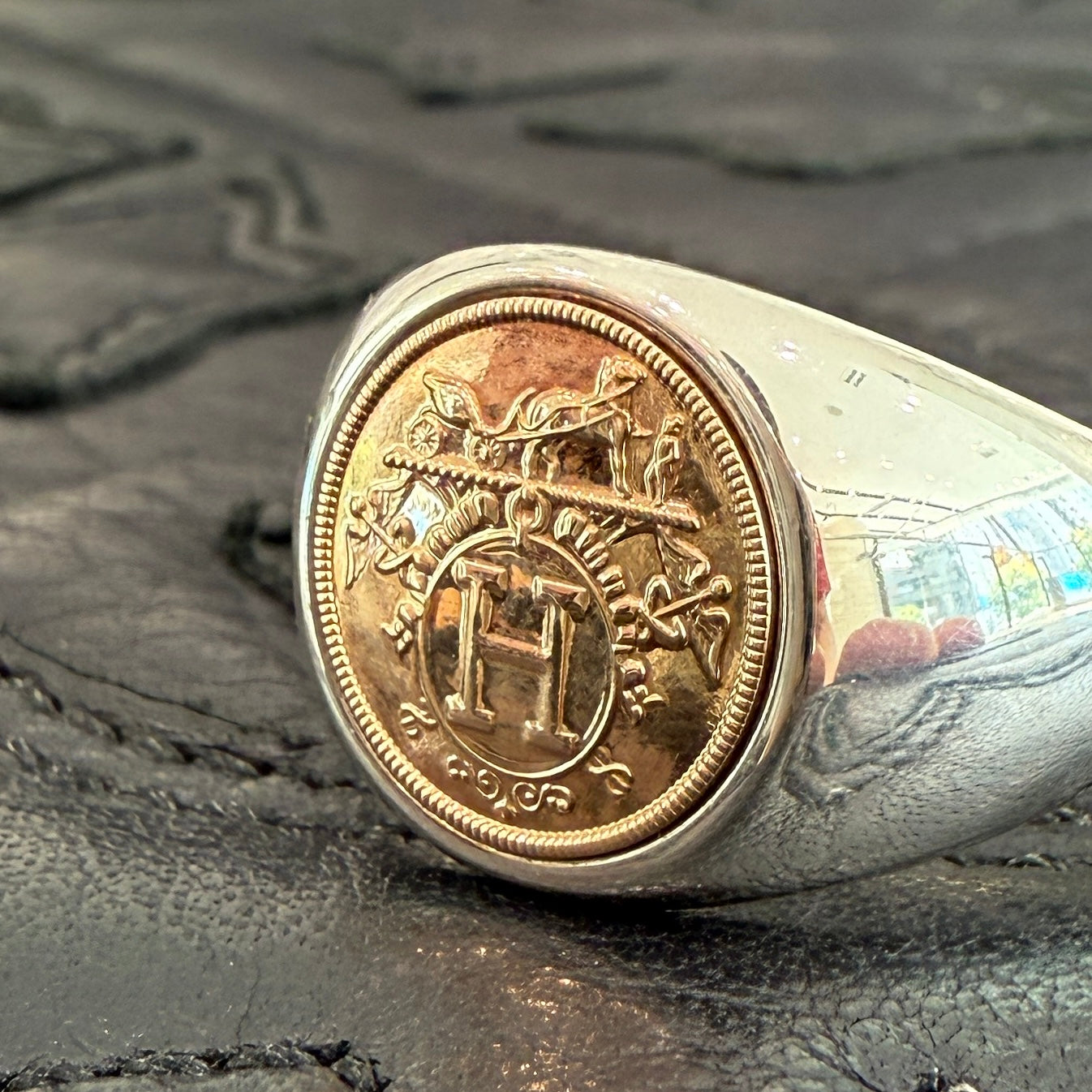 HERMES Ag925 Au750 Ex Libris Signet Ring PM Size 25号 エルメス Ag925 Au750 エクスリブリス シュヴァリエ リング PM サイズ25号