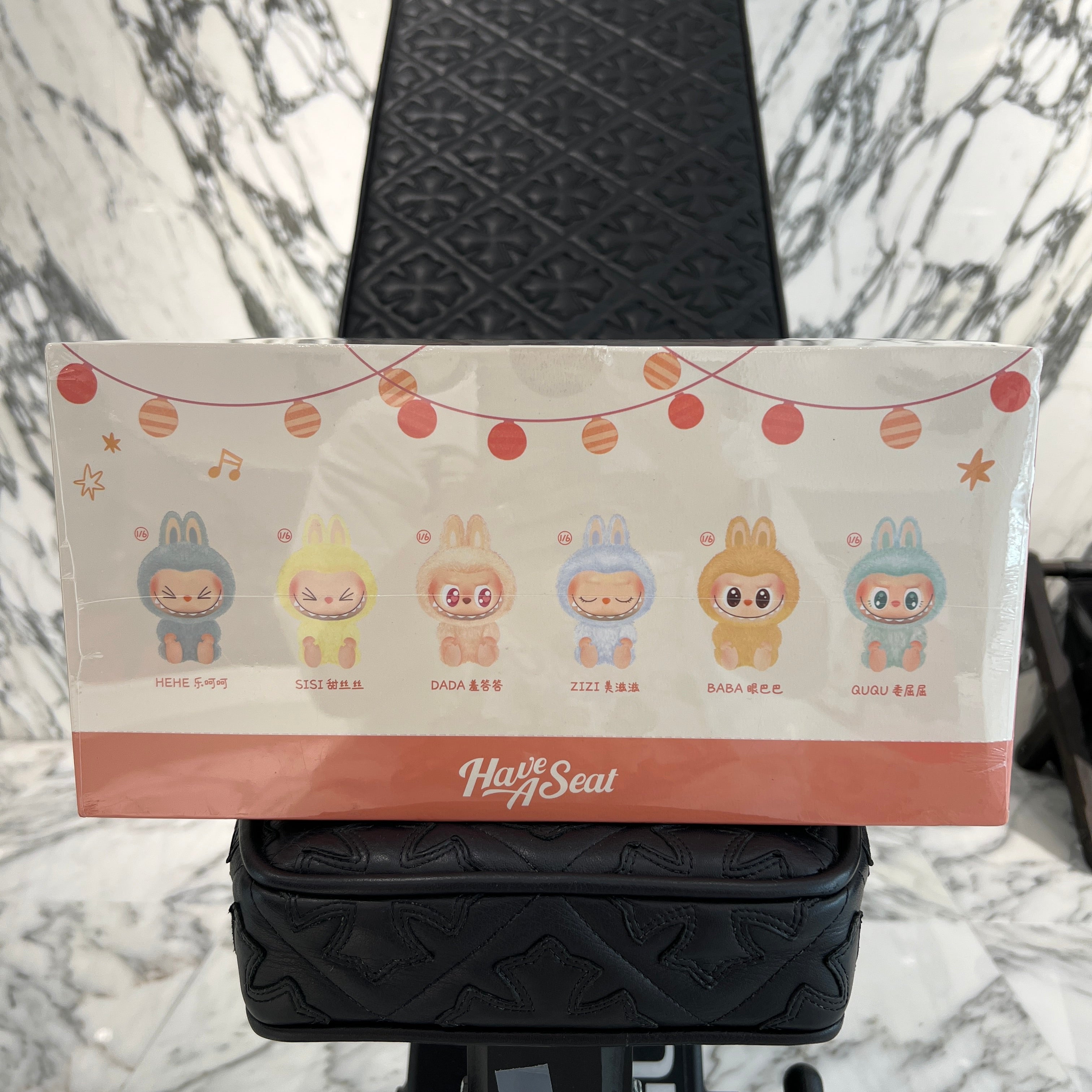 POP MART The Monsters Have A Seat LABUBU ポップマート ザ・モンスターズ ハヴアシート ラブブ ストラップ