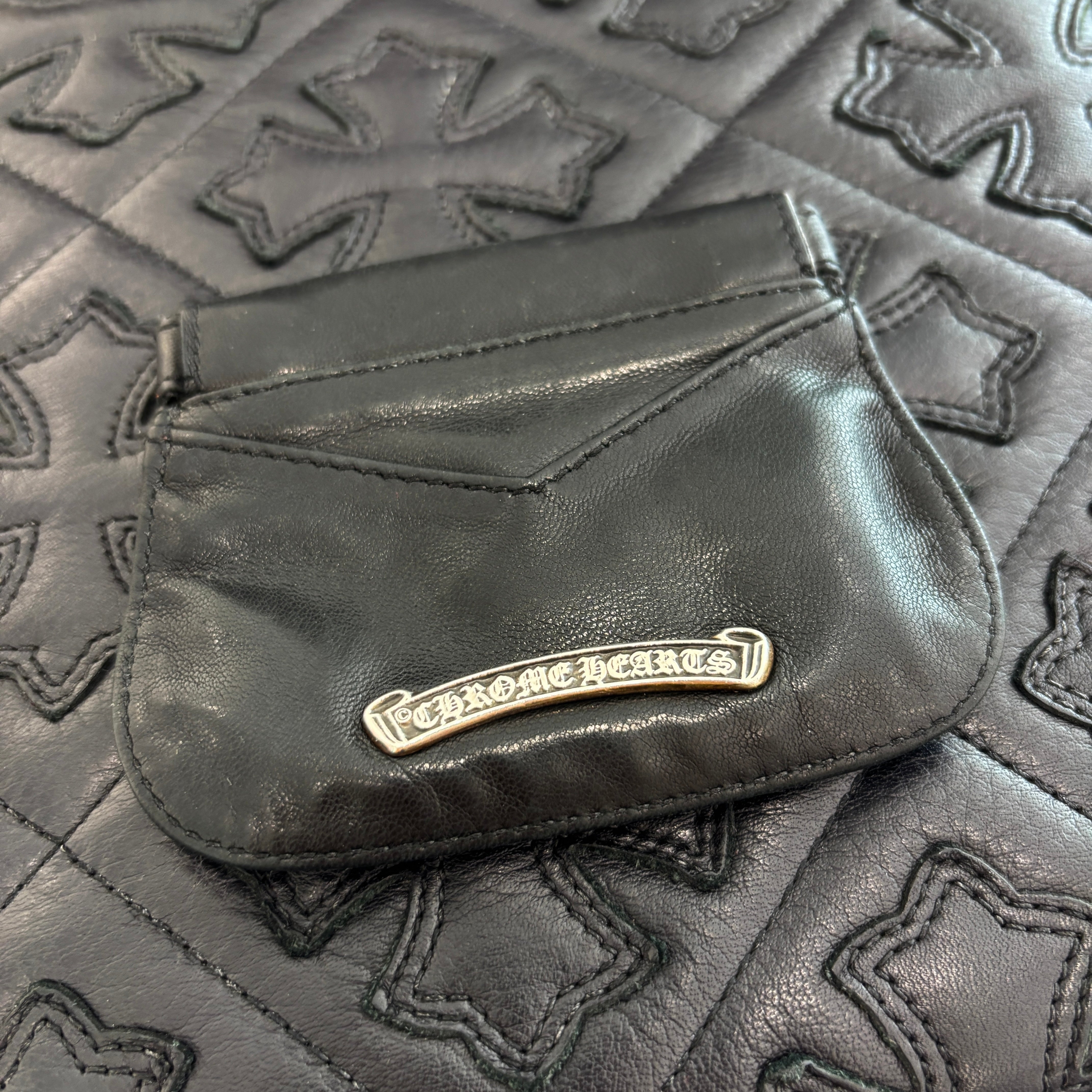 CHROME HEARTS Cemetery Cross Leather Patch Snap Back Coin Purse クロムハーツ セメタリークロスレザーパッチ スナップバック コインパース