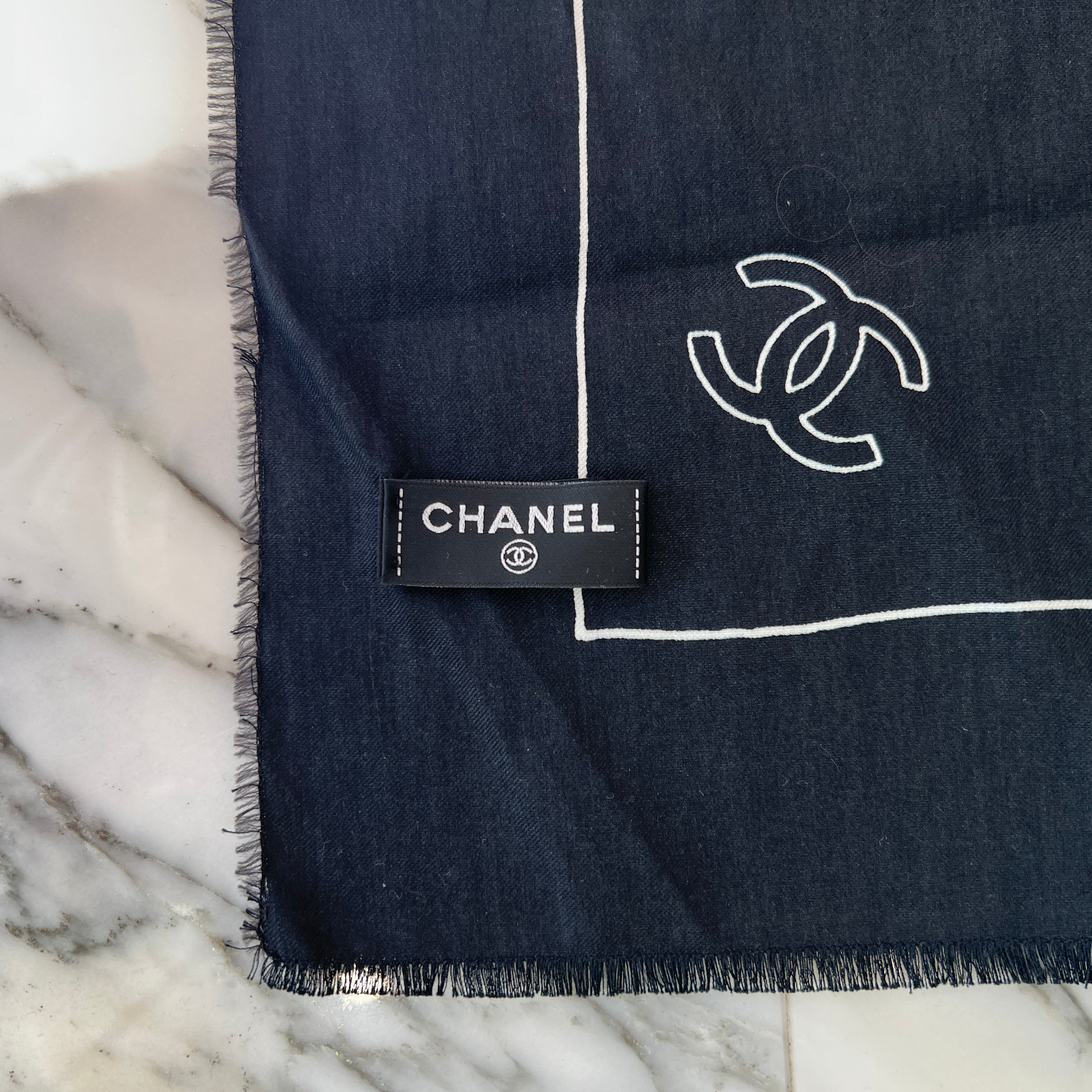 CHANEL 2024SS CC Logo Hand Painted Cotton Silk Scarf シャネル CCロゴ 手書き風 コットンシルク スカーフ