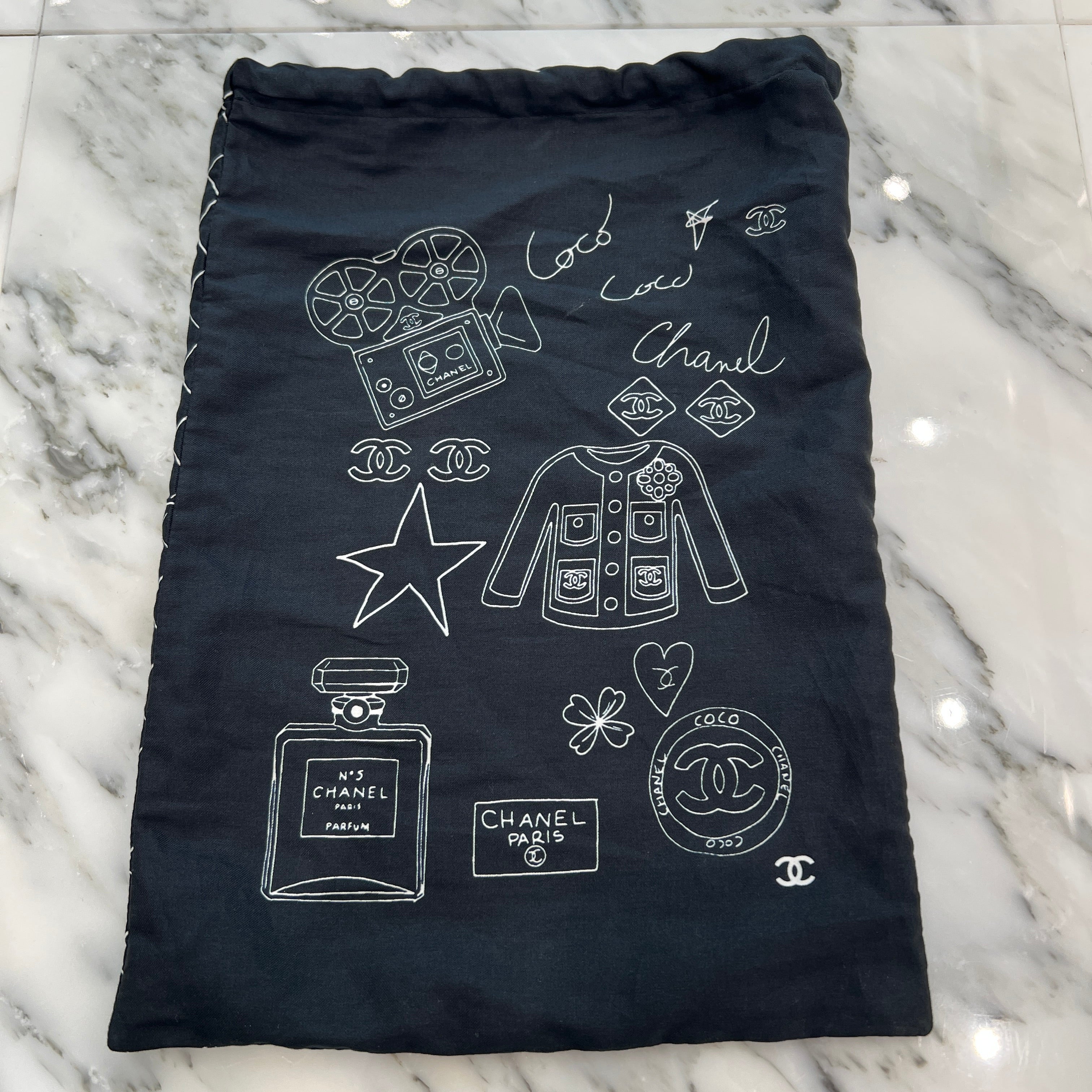 CHANEL 2024SS CC Logo Hand Painted Cotton Silk Scarf シャネル CCロゴ 手書き風 コットンシルク スカーフ