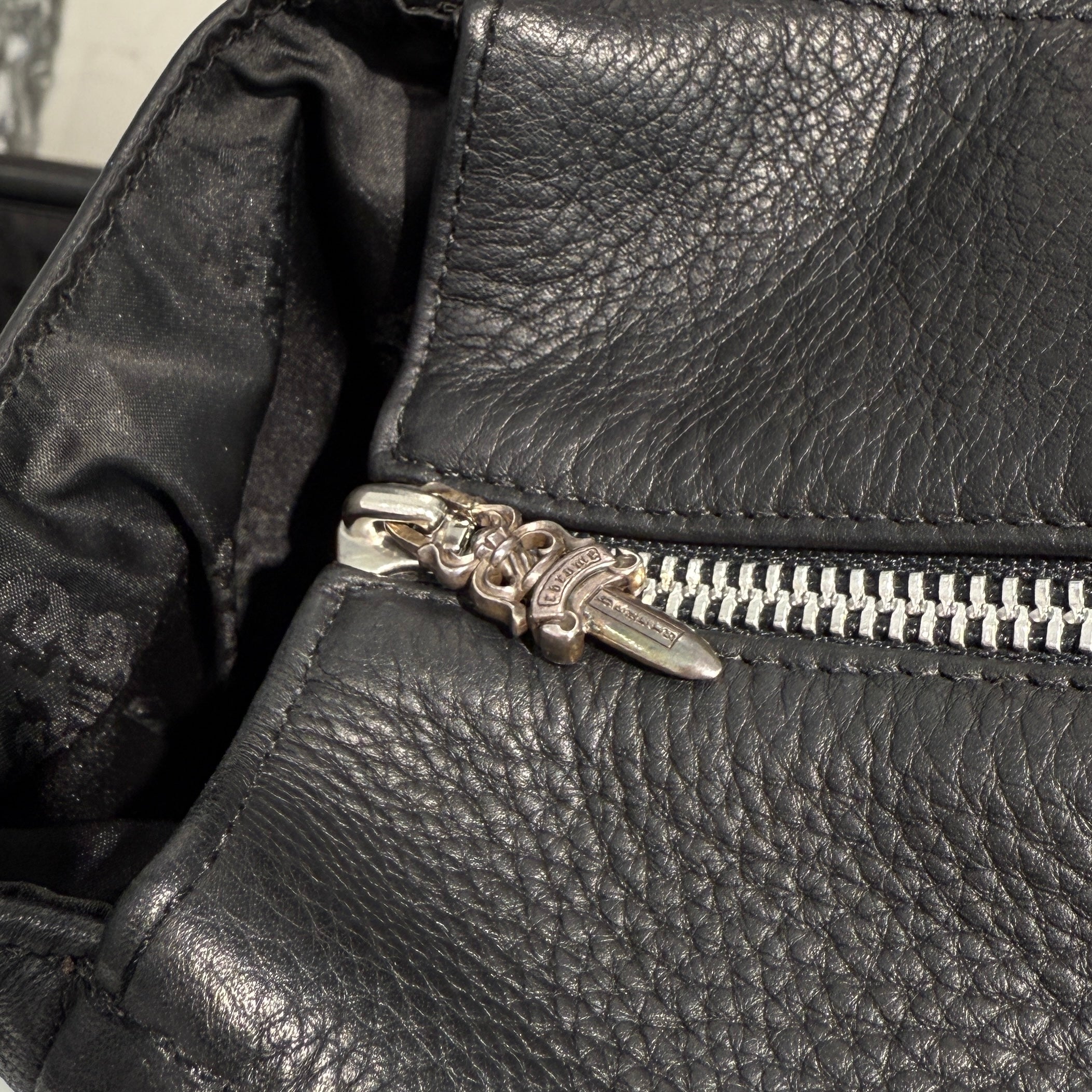 CHROME HEARTS BS Flare 4 Pocket Cross Leather Patch Tote Bag クロムハ―ツ BSフレア 4ポケット クロスレザーパッチ トートバッグ