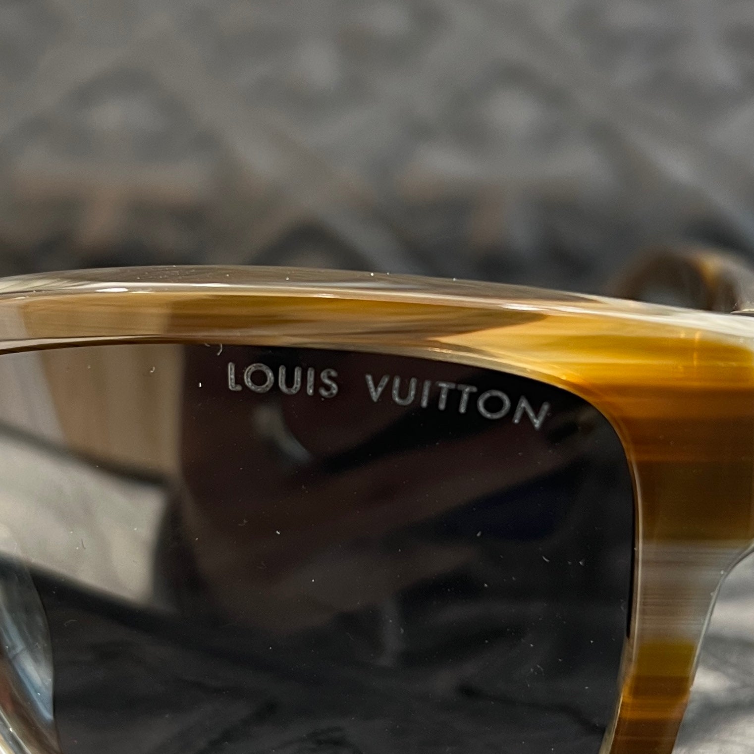 LOUIS VUITTON 2022AW LV Glide Square Sunglasses Z1785E Size 56□20