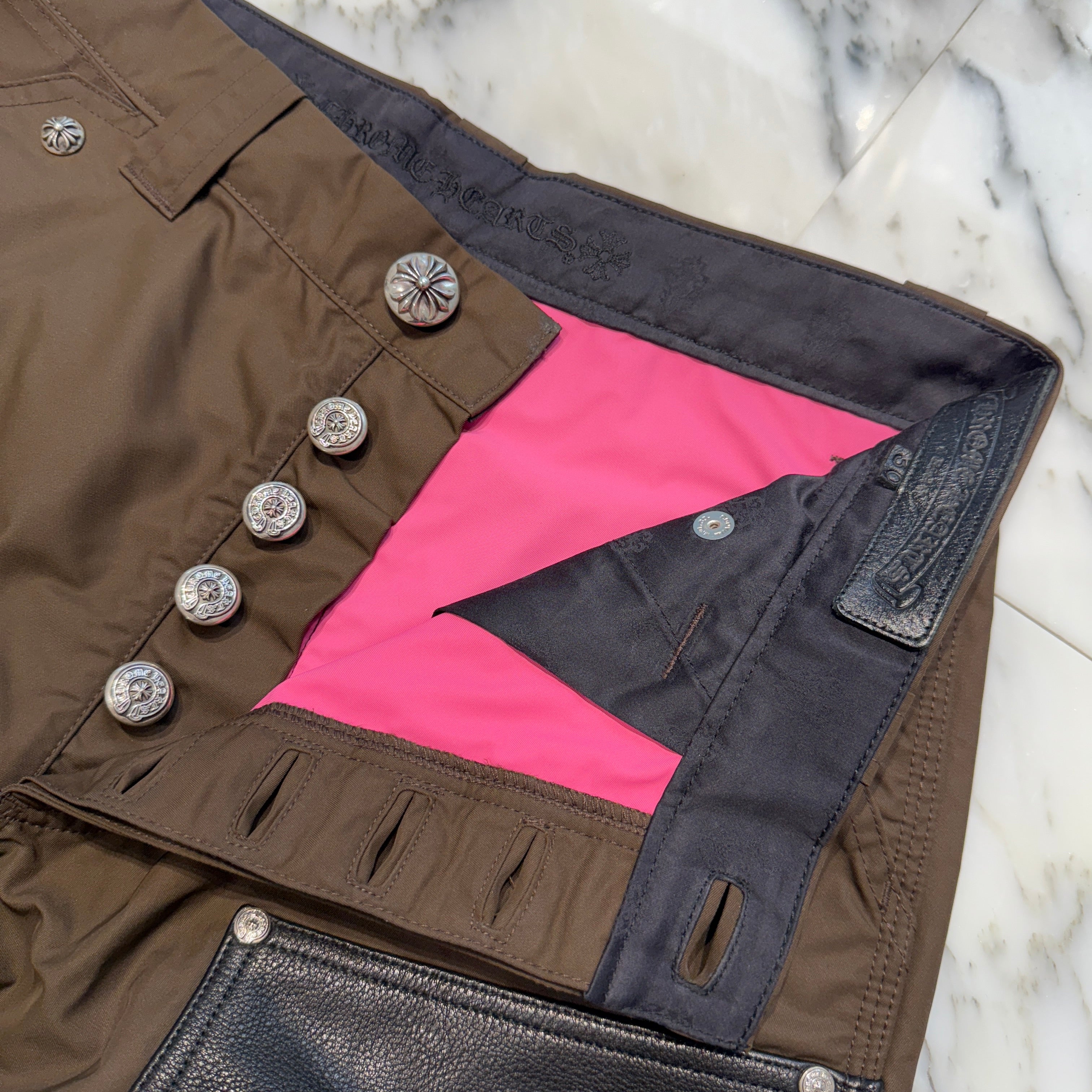 CHROME HEARTS Carpenter Leather Double Knee Nylon Pink Cross Patch Half Pants Size 30